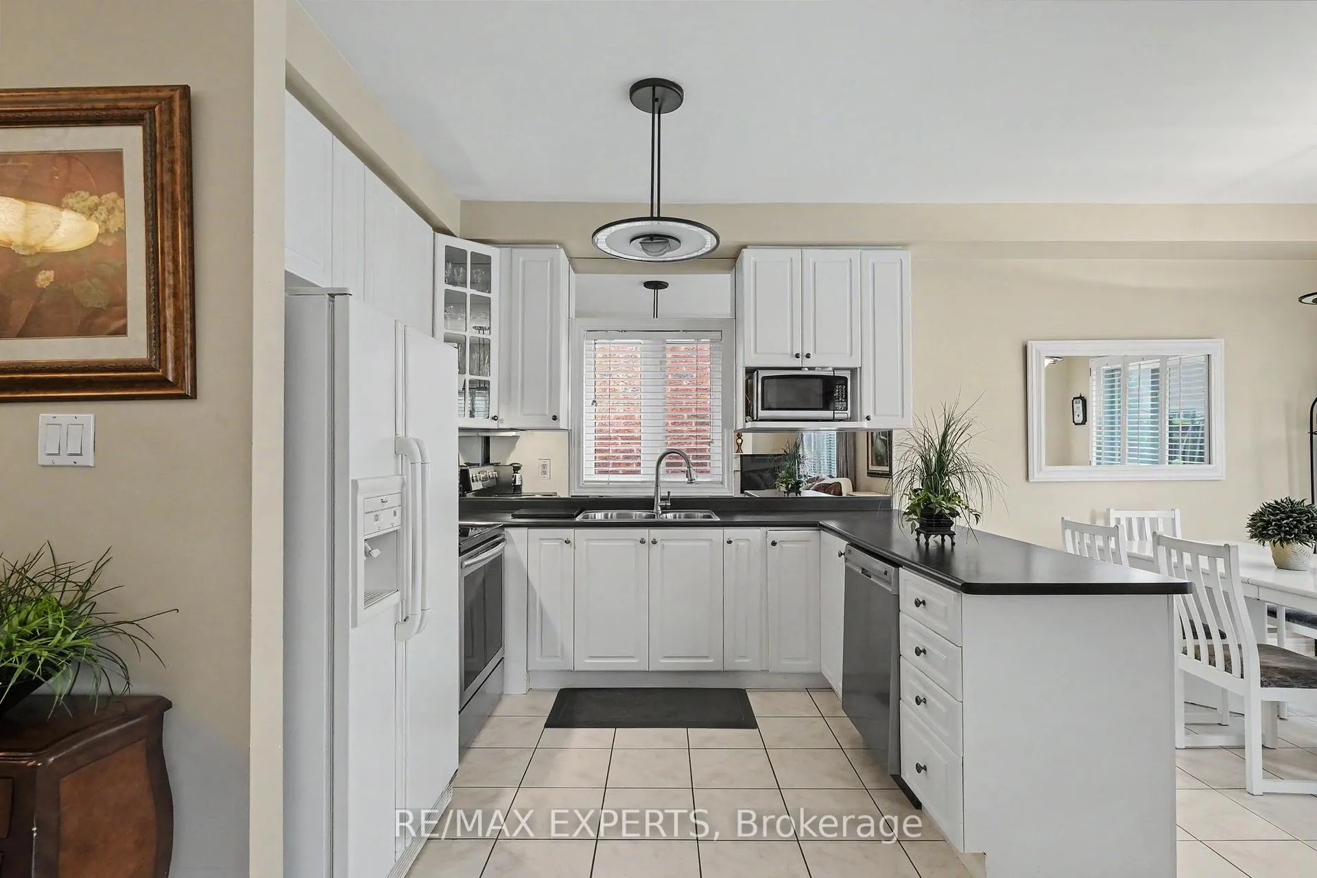 Photo 7 of 46 Battleford Avenue, Vaughan, Vellore Village — HOMEH