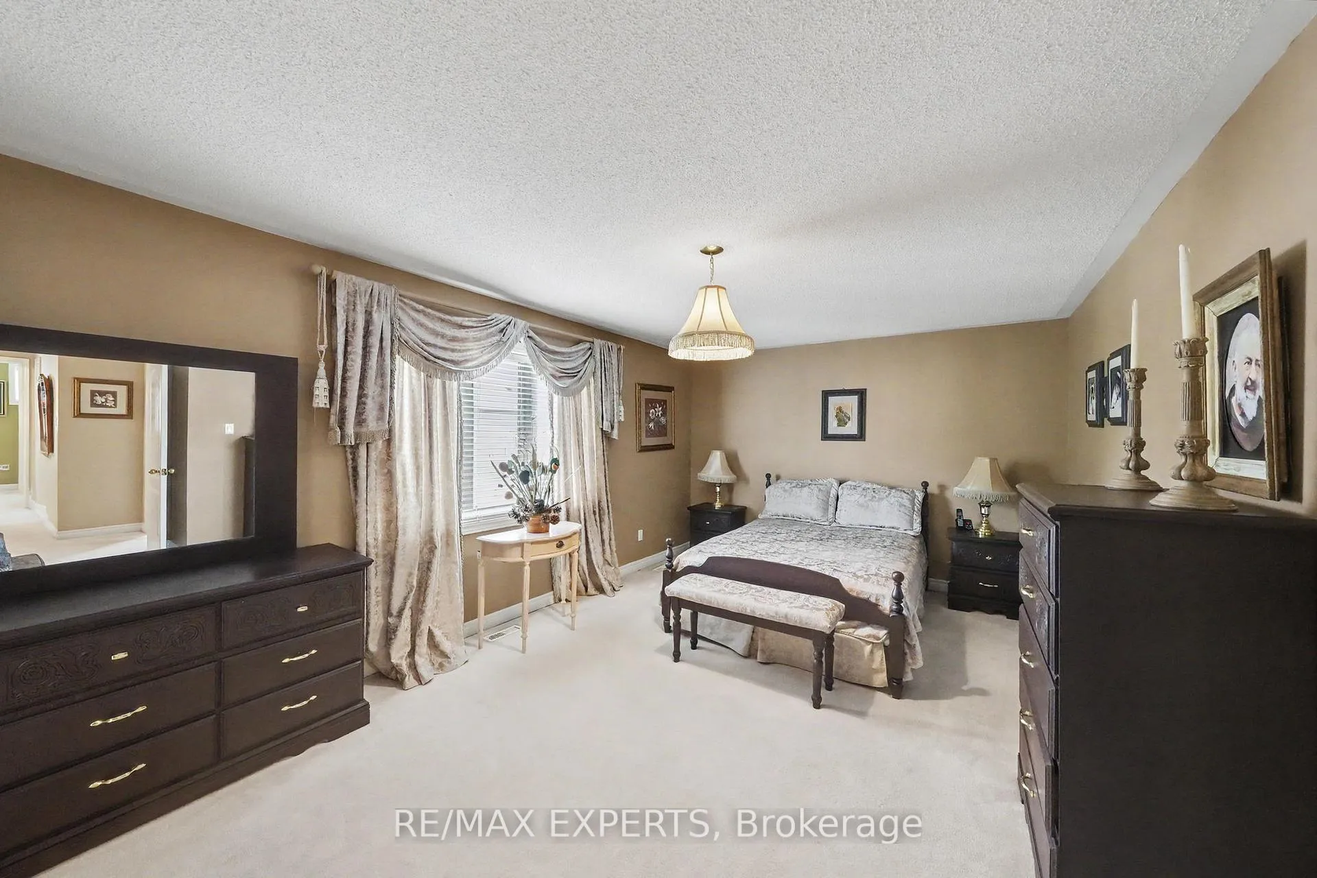 Photo 14 of 46 Battleford Avenue, Vaughan, Vellore Village — HOMEH