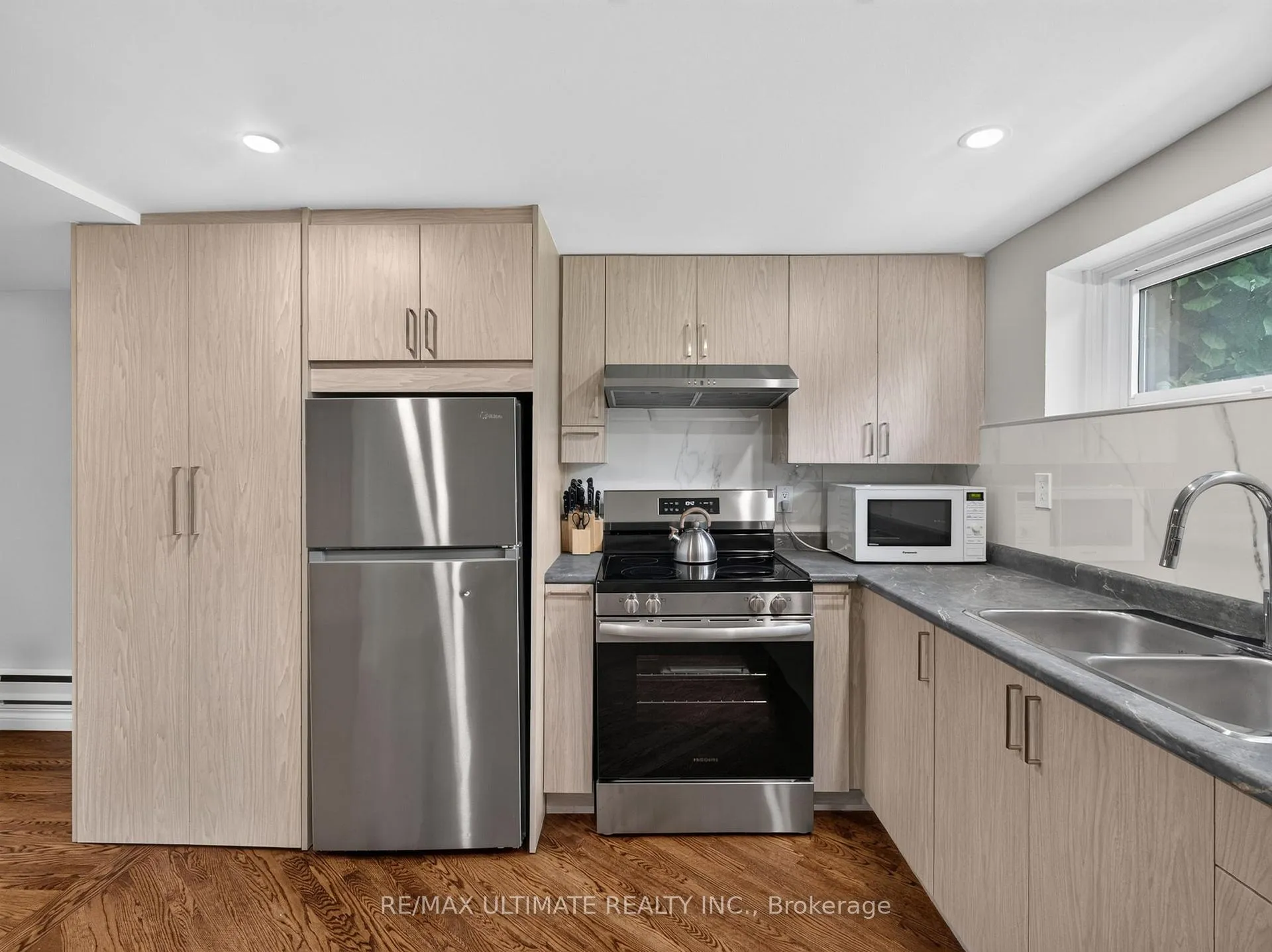 Photo 8 of Unit Basement, 20 Wye Valley Road, Scarborough, Dorset Park — HOMEH