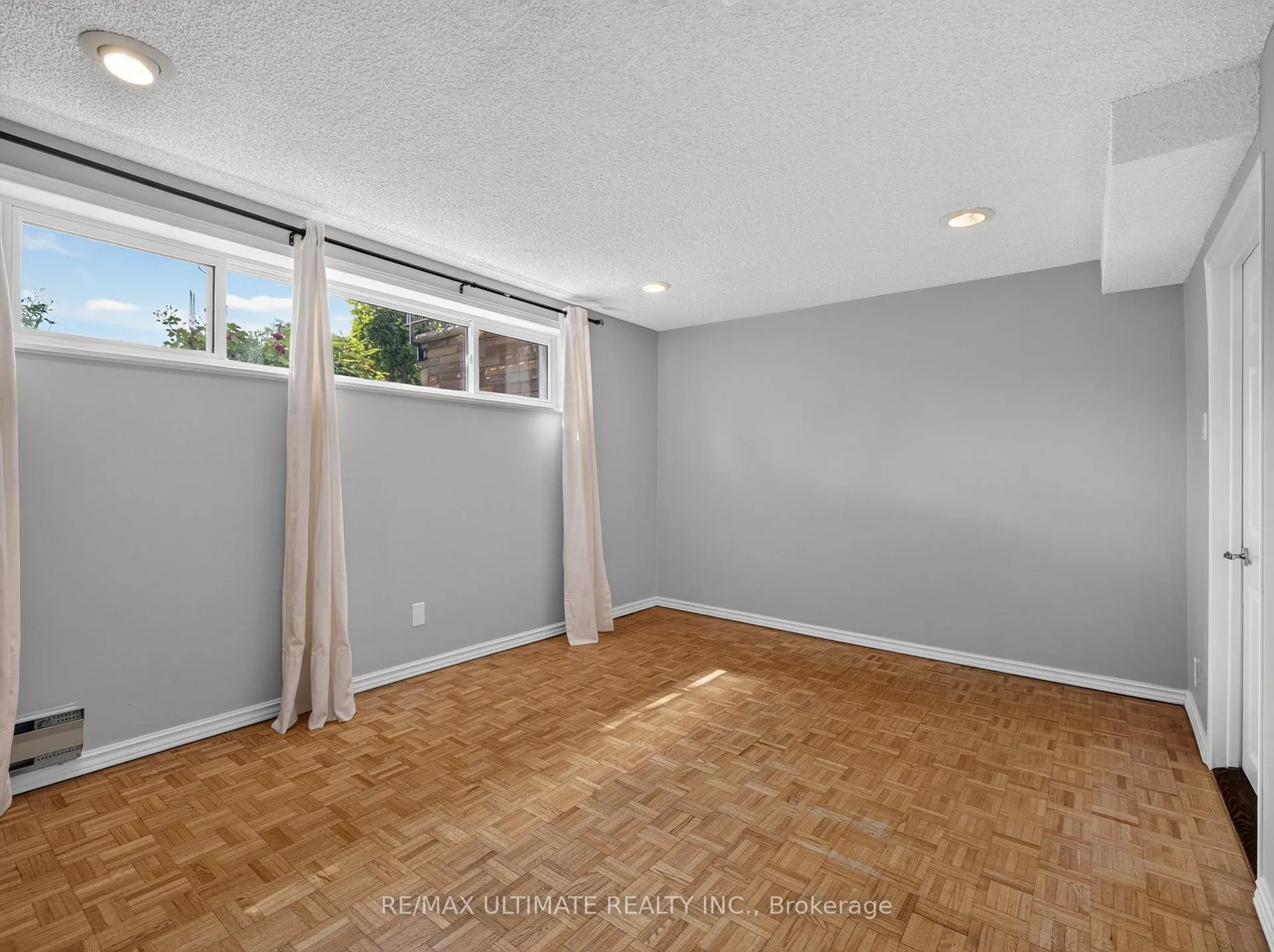 Photo 14 of Unit Basement, 20 Wye Valley Road, Scarborough, Dorset Park — HOMEH