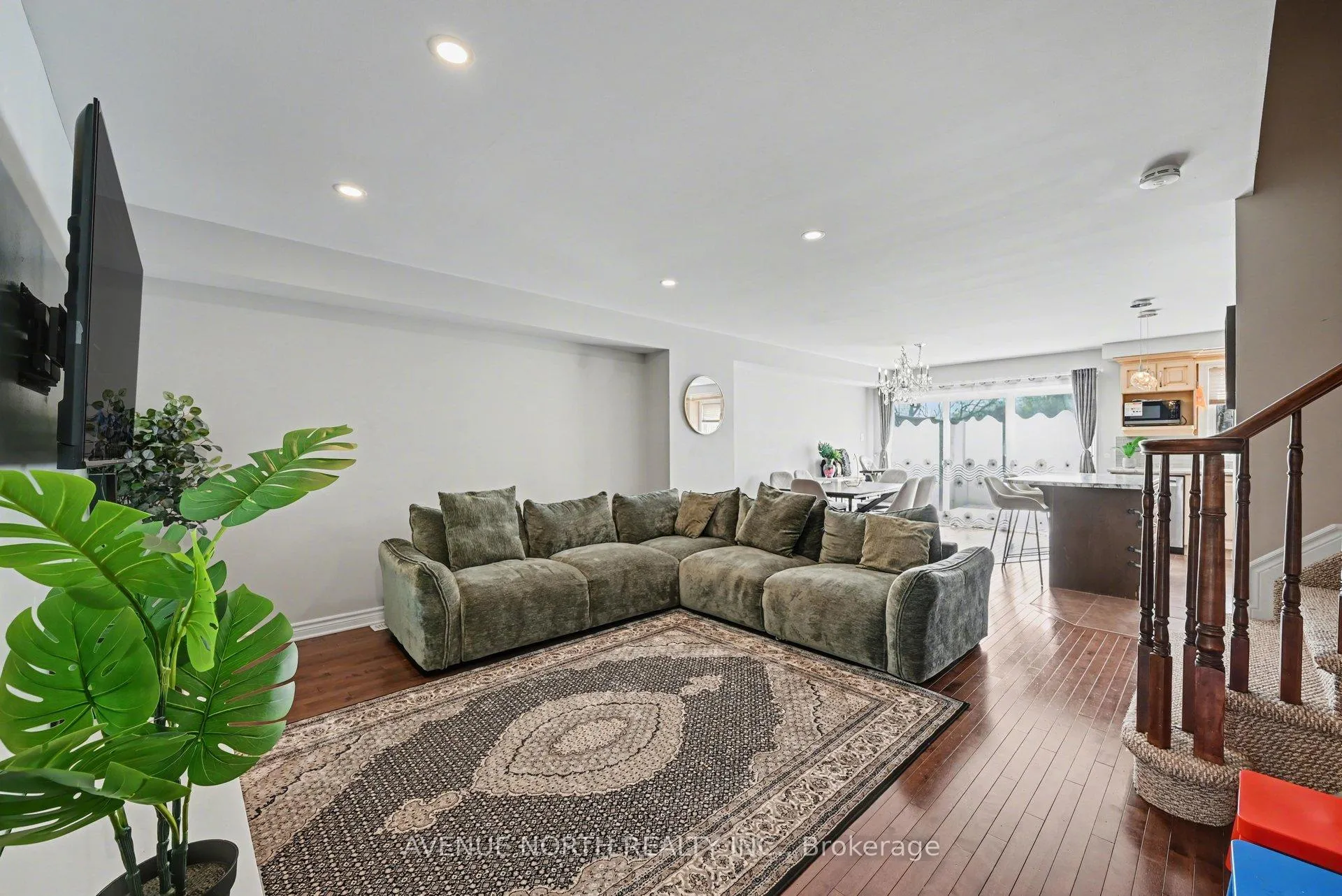 Photo 5 of 210 Herbert Street, The Nation, Limoges — HOMEH