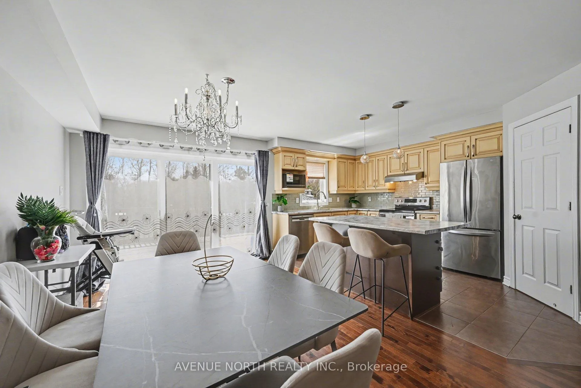Photo 10 of 210 Herbert Street, The Nation, Limoges — HOMEH