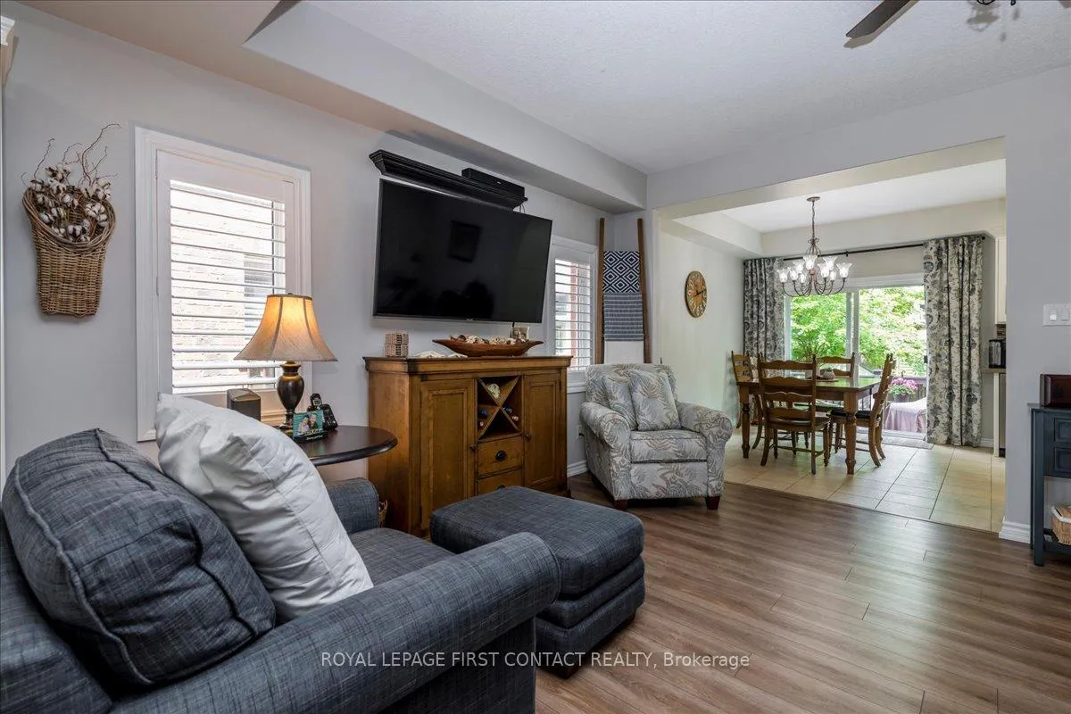 Photo 8 of 14 Claudio Crescent, Barrie, Holly — HOMEH