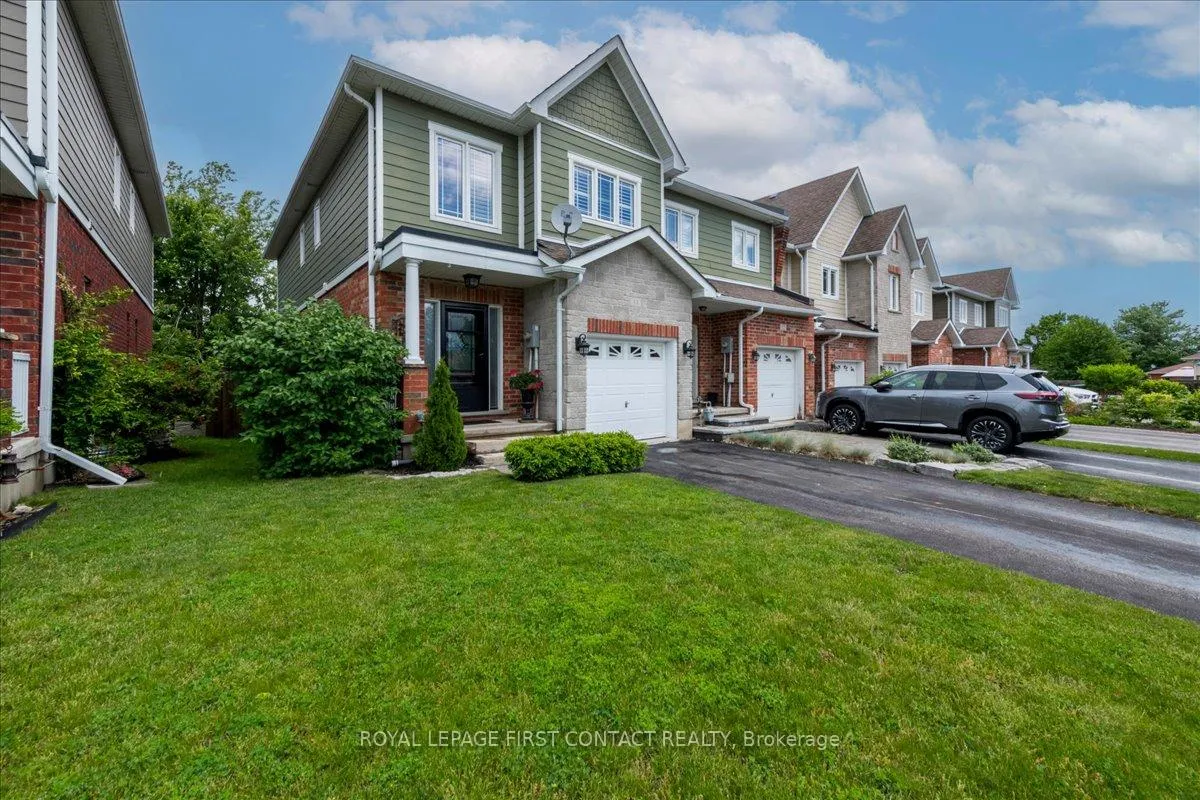 Photo 29 of 14 Claudio Crescent, Barrie, Holly — HOMEH