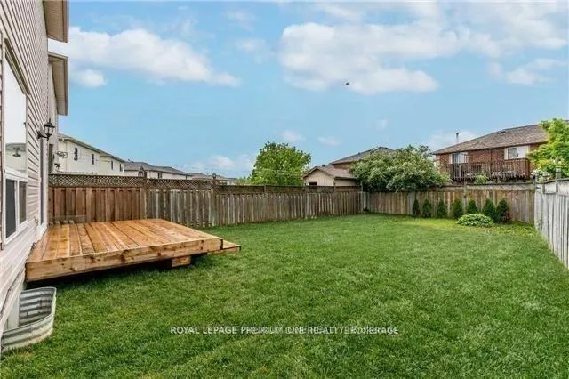 Photo 11 of 80 Wessenger Drive, Barrie, Holly — HOMEH