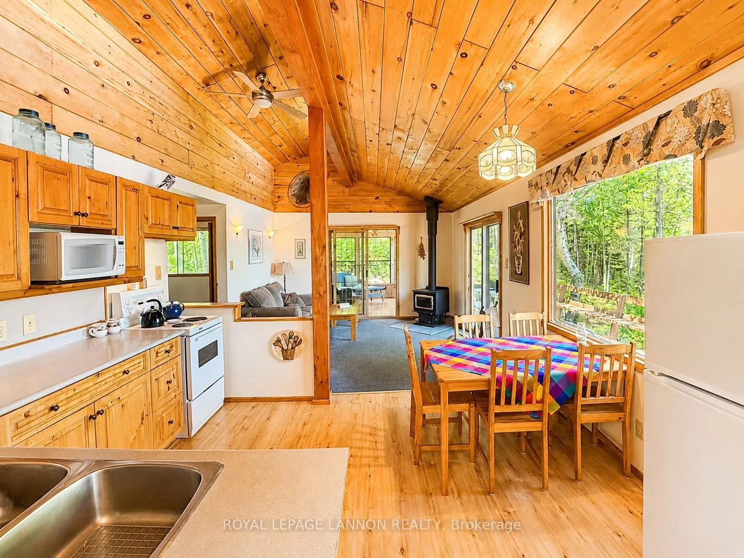 Photo 11 of 960 Pike Lake Road, Thunder Bay Remote Area, Jacques — HOMEH