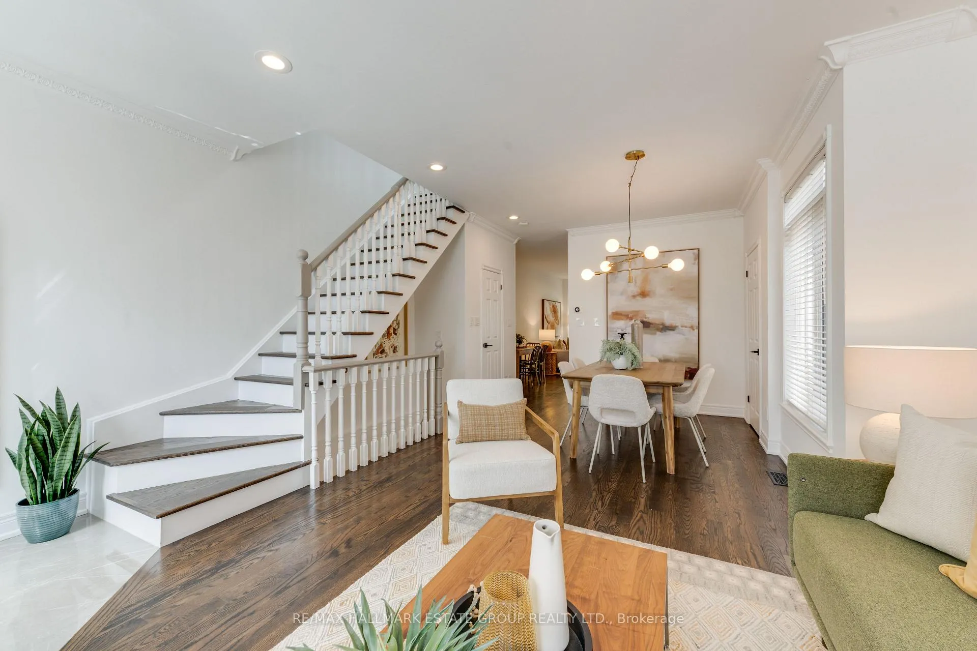 Photo 3 of 51 Stanhope Avenue, Toronto, Broadview North — HOMEH