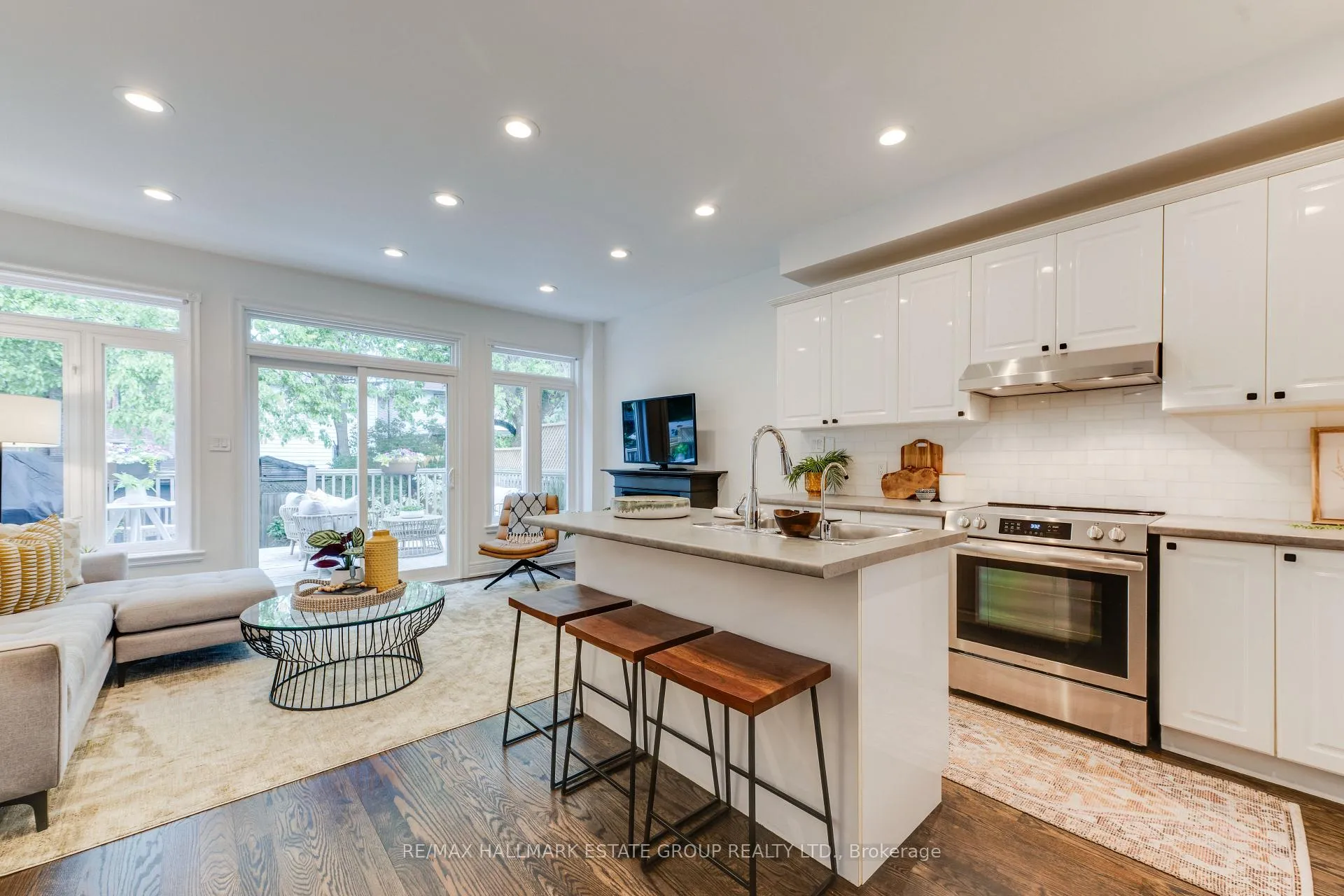 Photo 14 of 51 Stanhope Avenue, Toronto, Broadview North — HOMEH