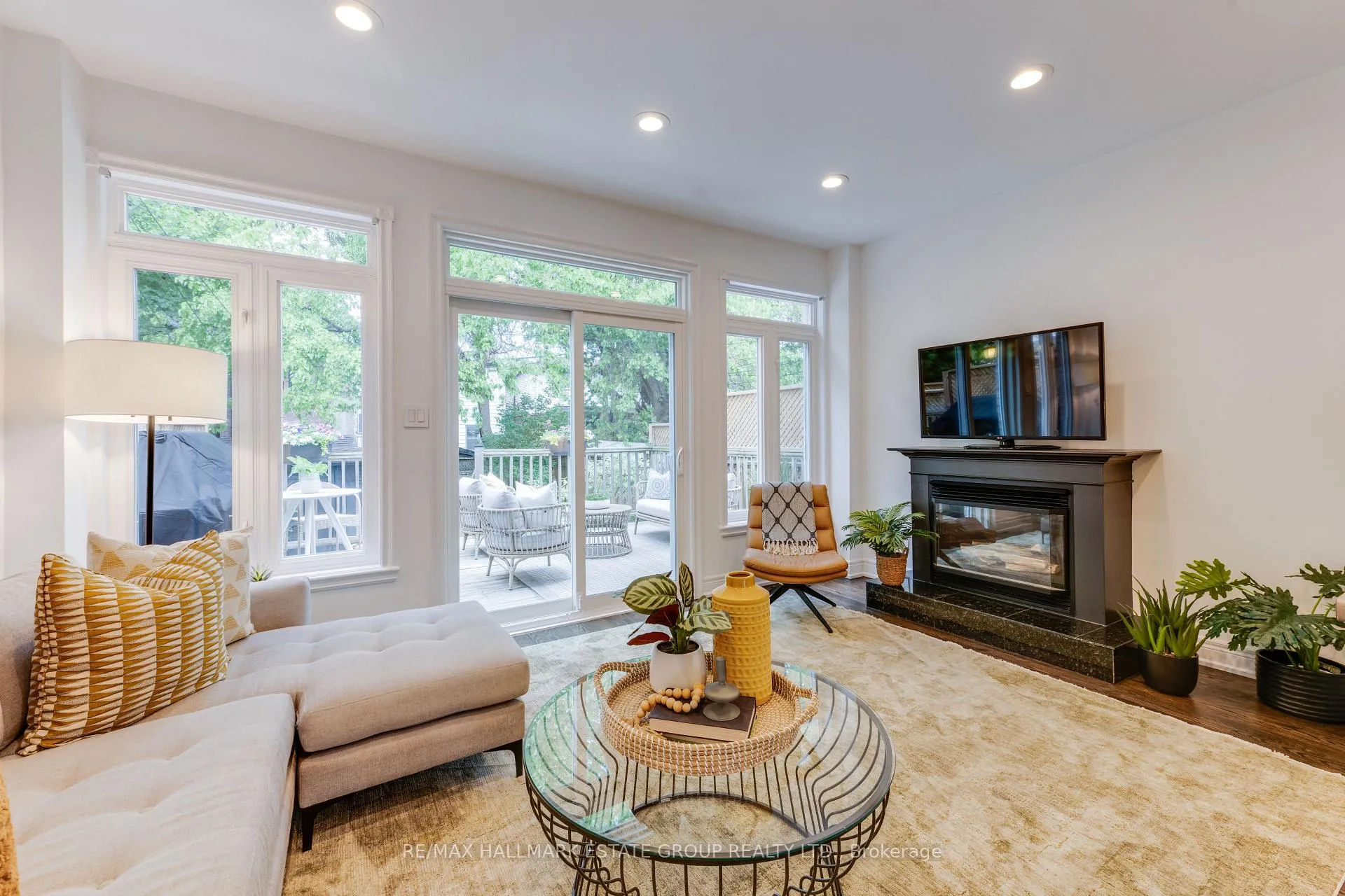Photo 15 of 51 Stanhope Avenue, Toronto, Broadview North — HOMEH