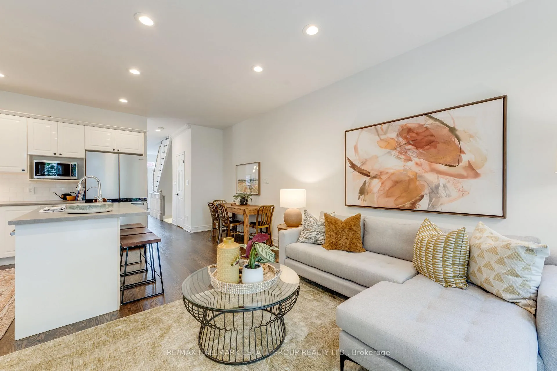 Photo 17 of 51 Stanhope Avenue, Toronto, Broadview North — HOMEH
