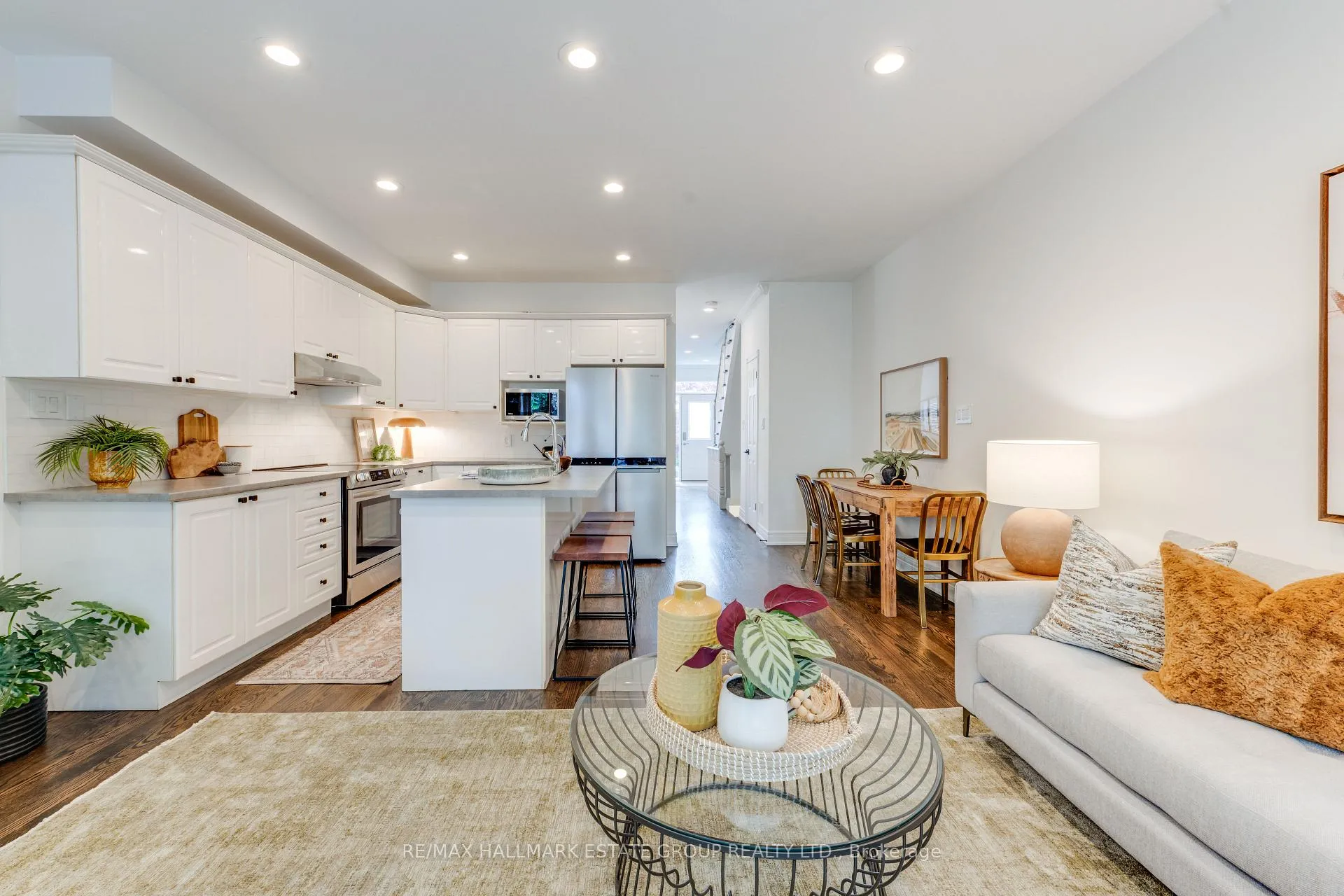 Photo 19 of 51 Stanhope Avenue, Toronto, Broadview North — HOMEH