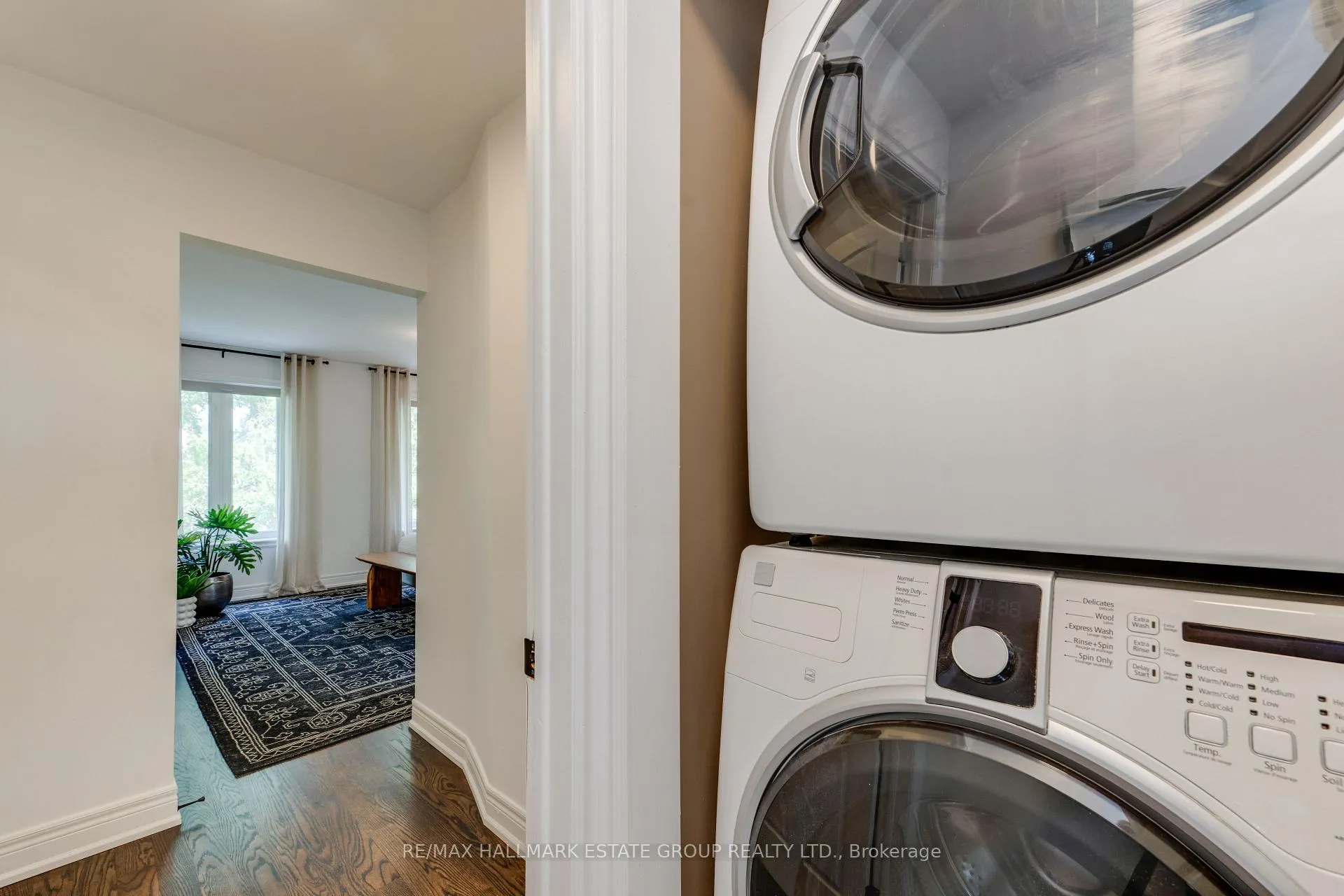 Photo 21 of 51 Stanhope Avenue, Toronto, Broadview North — HOMEH