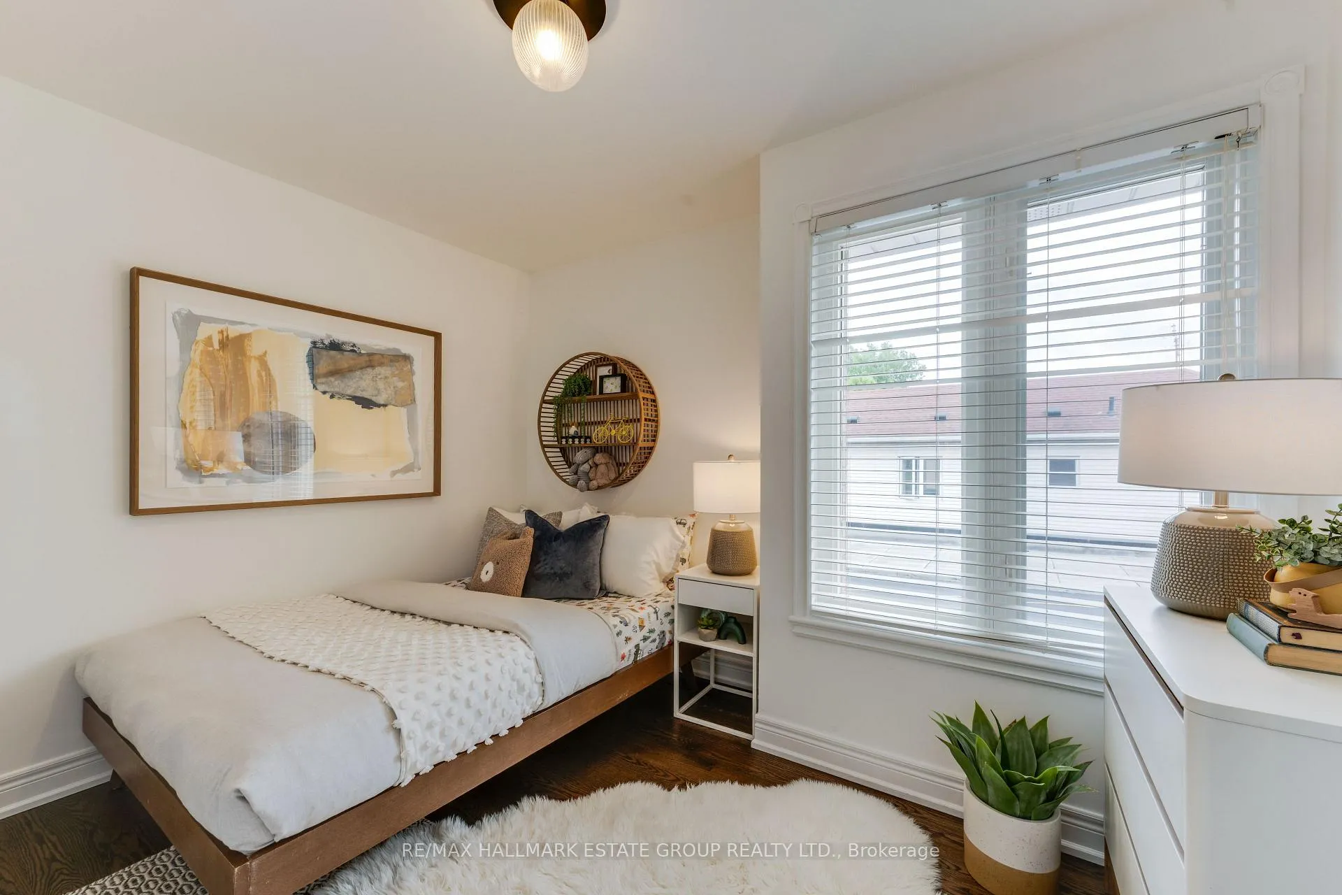 Photo 32 of 51 Stanhope Avenue, Toronto, Broadview North — HOMEH