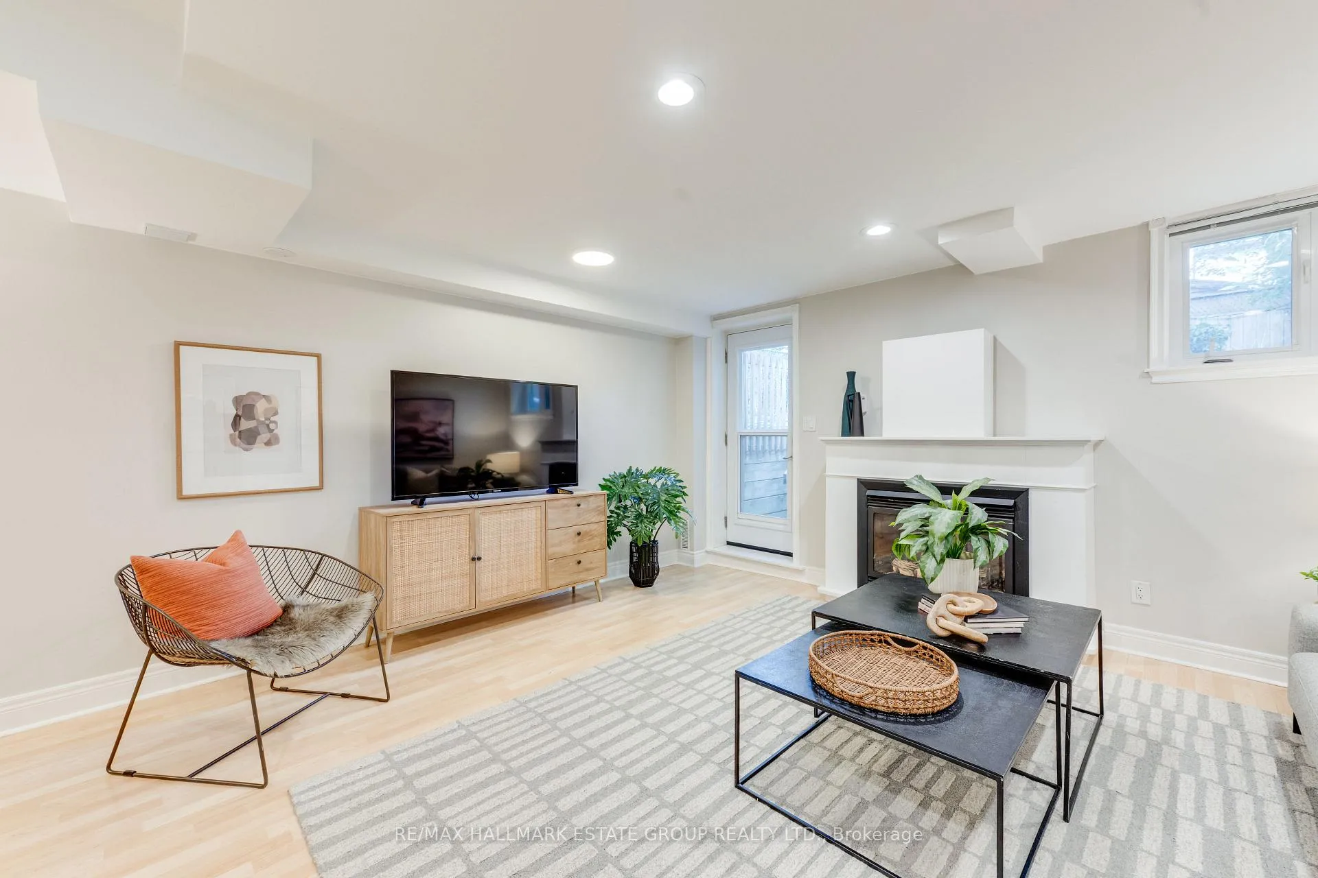 Photo 38 of 51 Stanhope Avenue, Toronto, Broadview North — HOMEH
