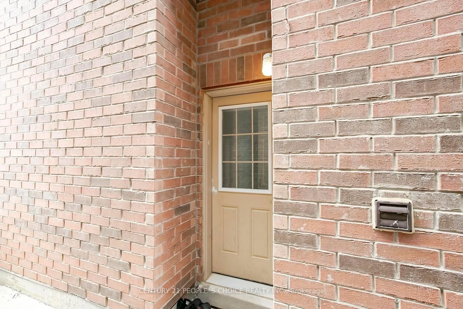 Photo 40 of 61 George Gray Drive, Brampton, Sandringham-Wellington North — HOMEH
