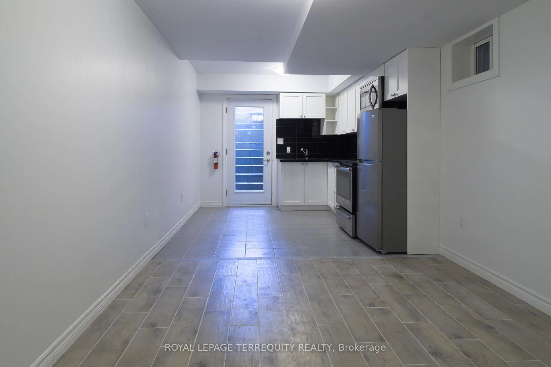 Photo 5 of Unit Bsmt, 665 Crawford Street, Toronto, Palmerston-Little Italy — HOMEH