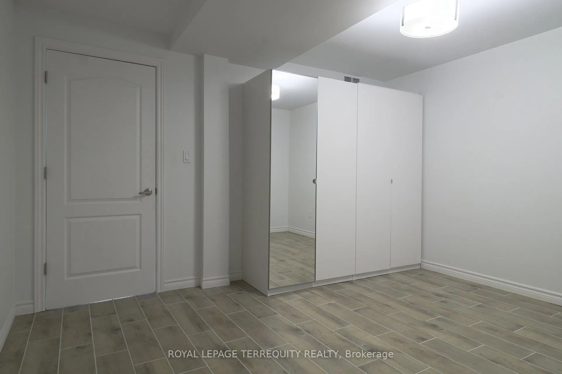 Photo 10 of Unit Bsmt, 665 Crawford Street, Toronto, Palmerston-Little Italy — HOMEH