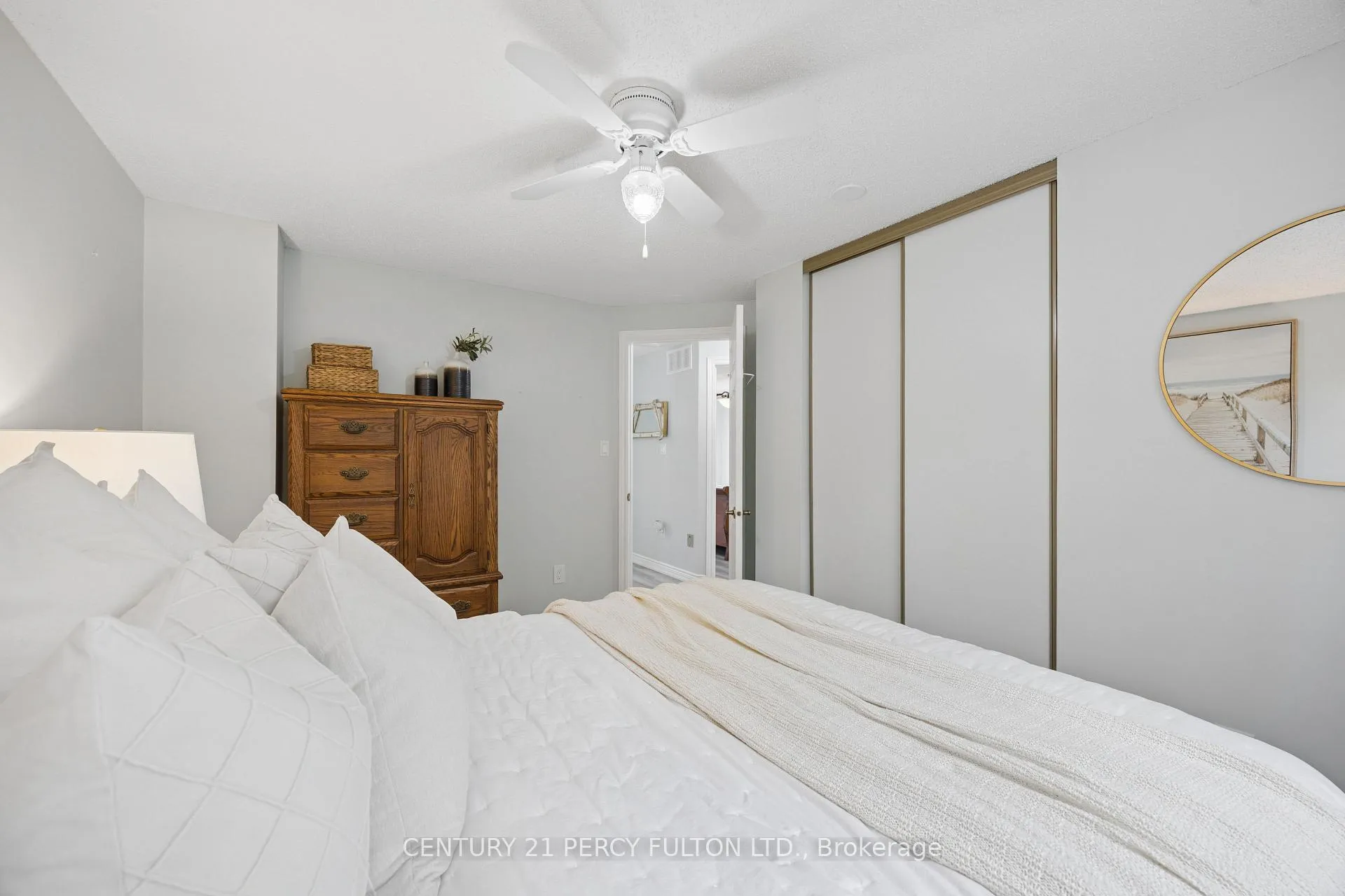 Photo 21 of 21 Arran Court, Clarington, Courtice — HOMEH