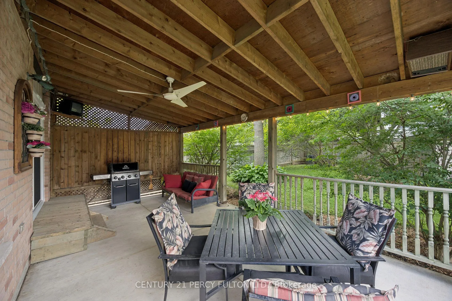 Photo 27 of 21 Arran Court, Clarington, Courtice — HOMEH