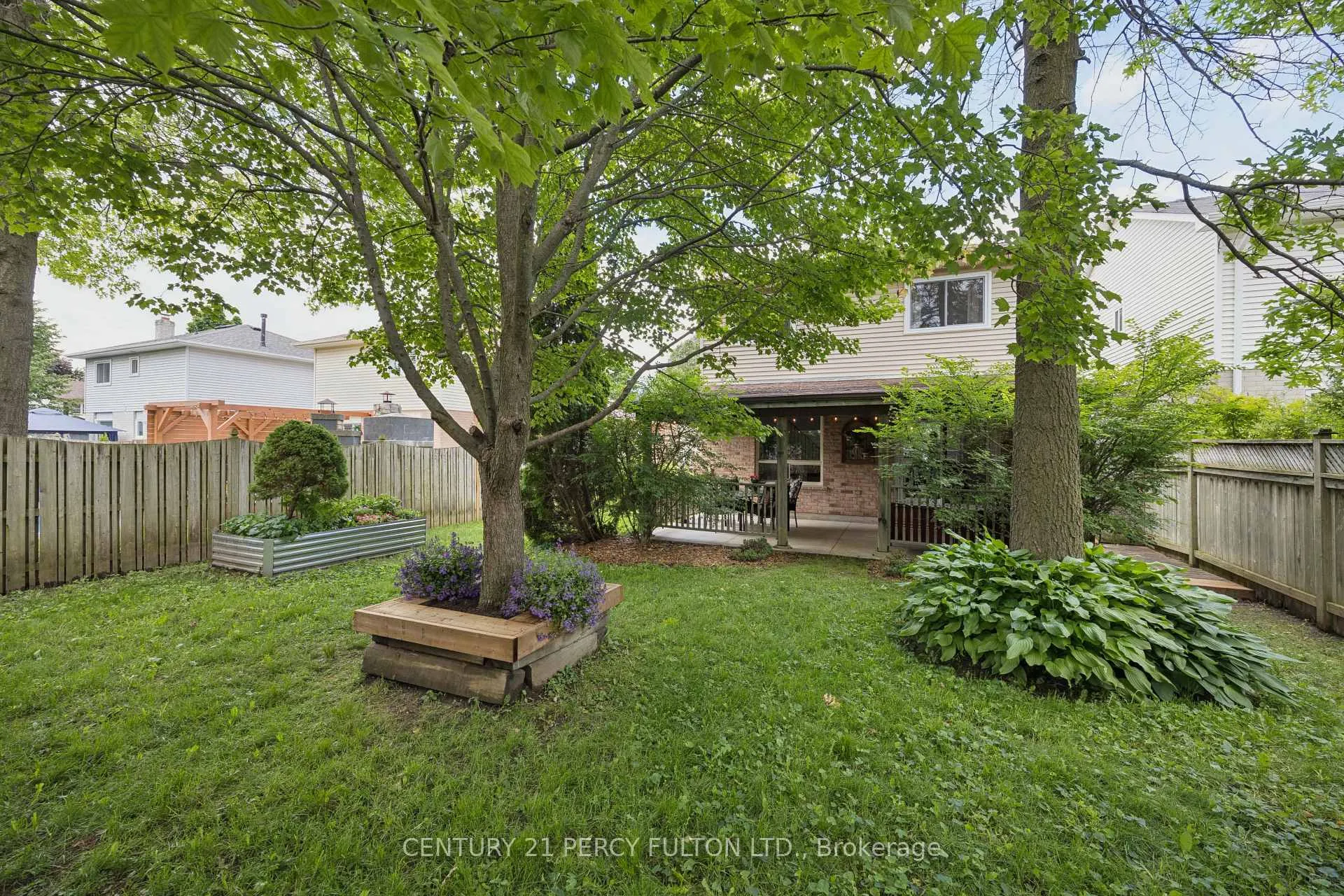 Photo 29 of 21 Arran Court, Clarington, Courtice — HOMEH