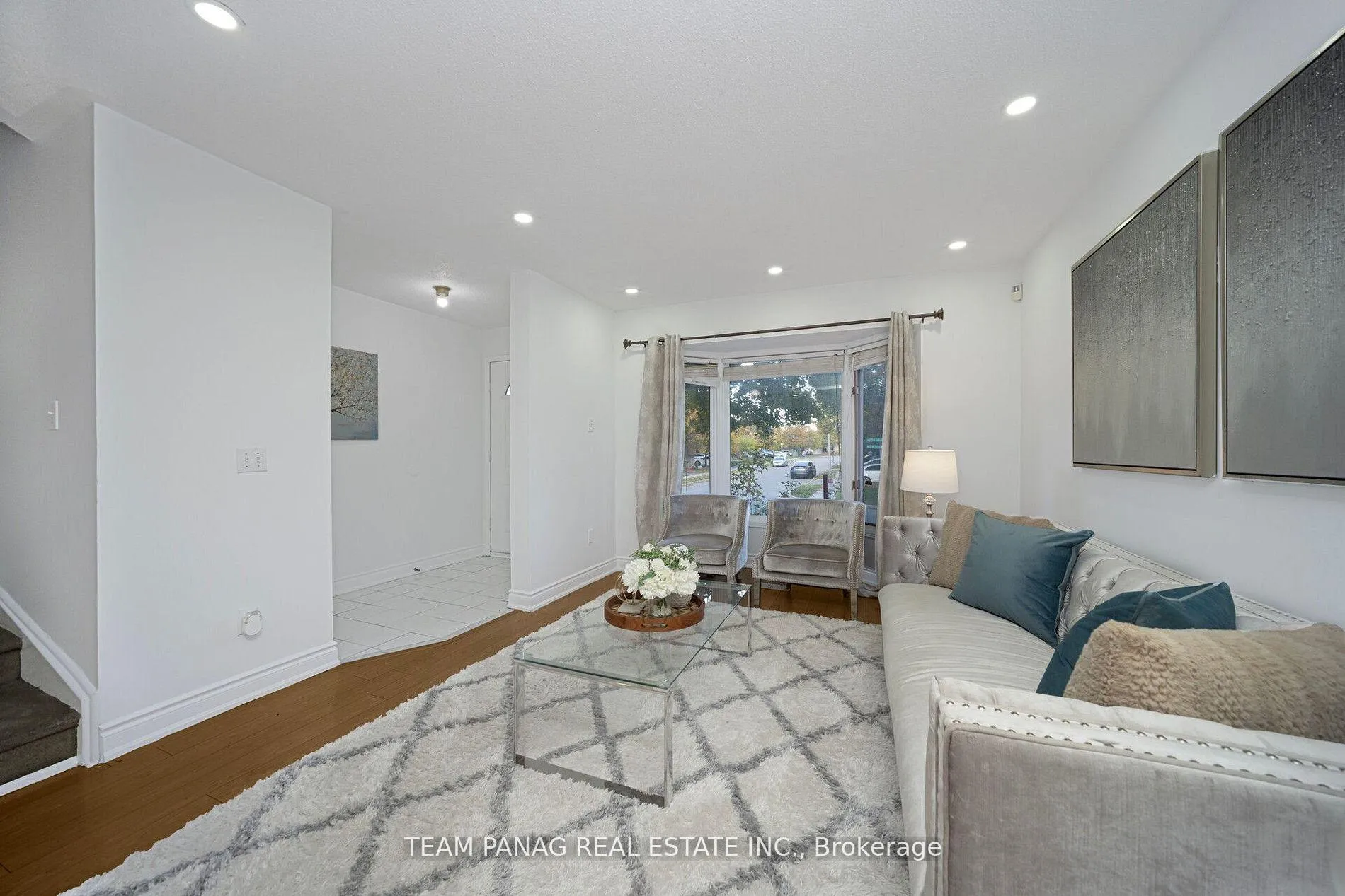 Photo 6 of 78 Fern Valley Crescent, Brampton, Sandringham-Wellington — HOMEH