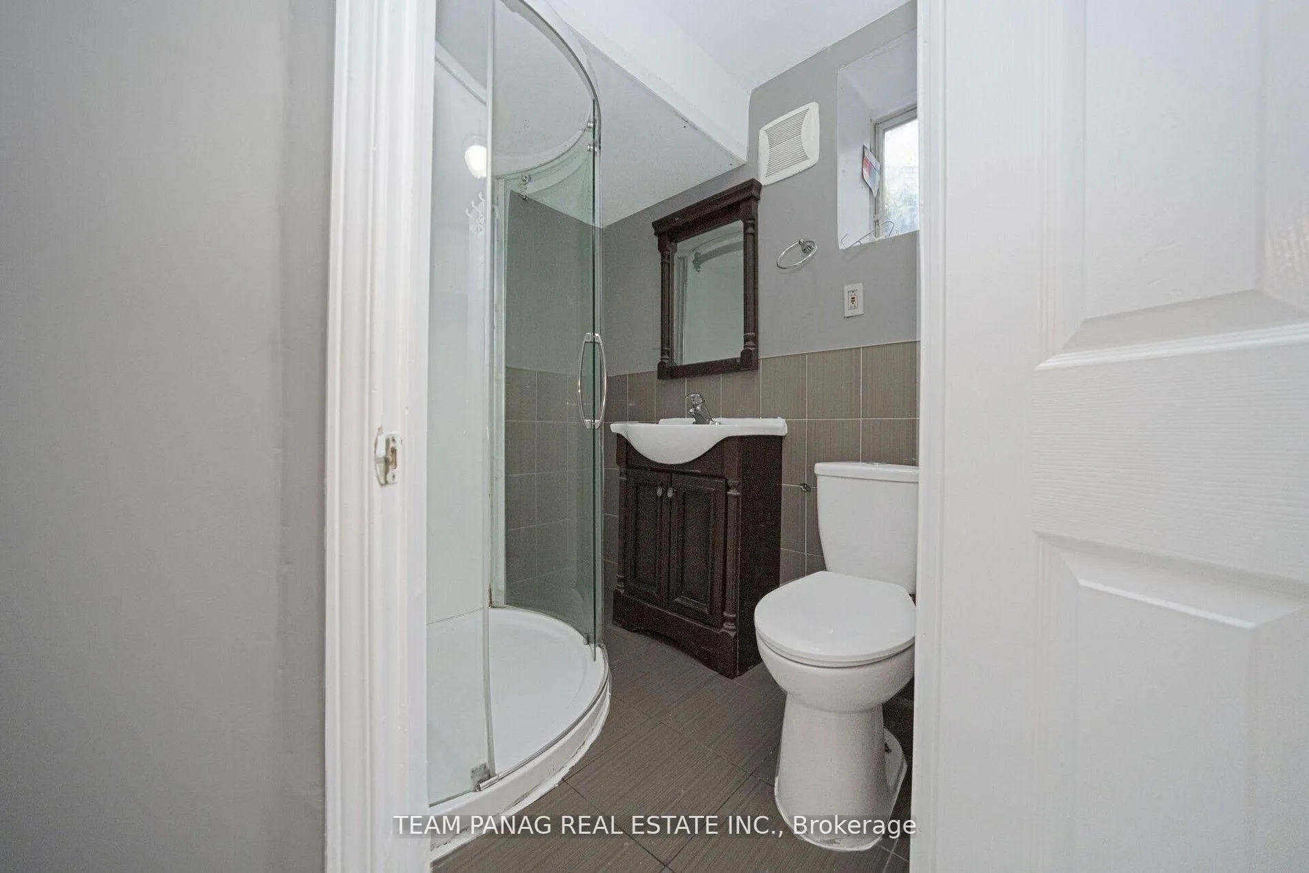 Photo 30 of 78 Fern Valley Crescent, Brampton, Sandringham-Wellington — HOMEH
