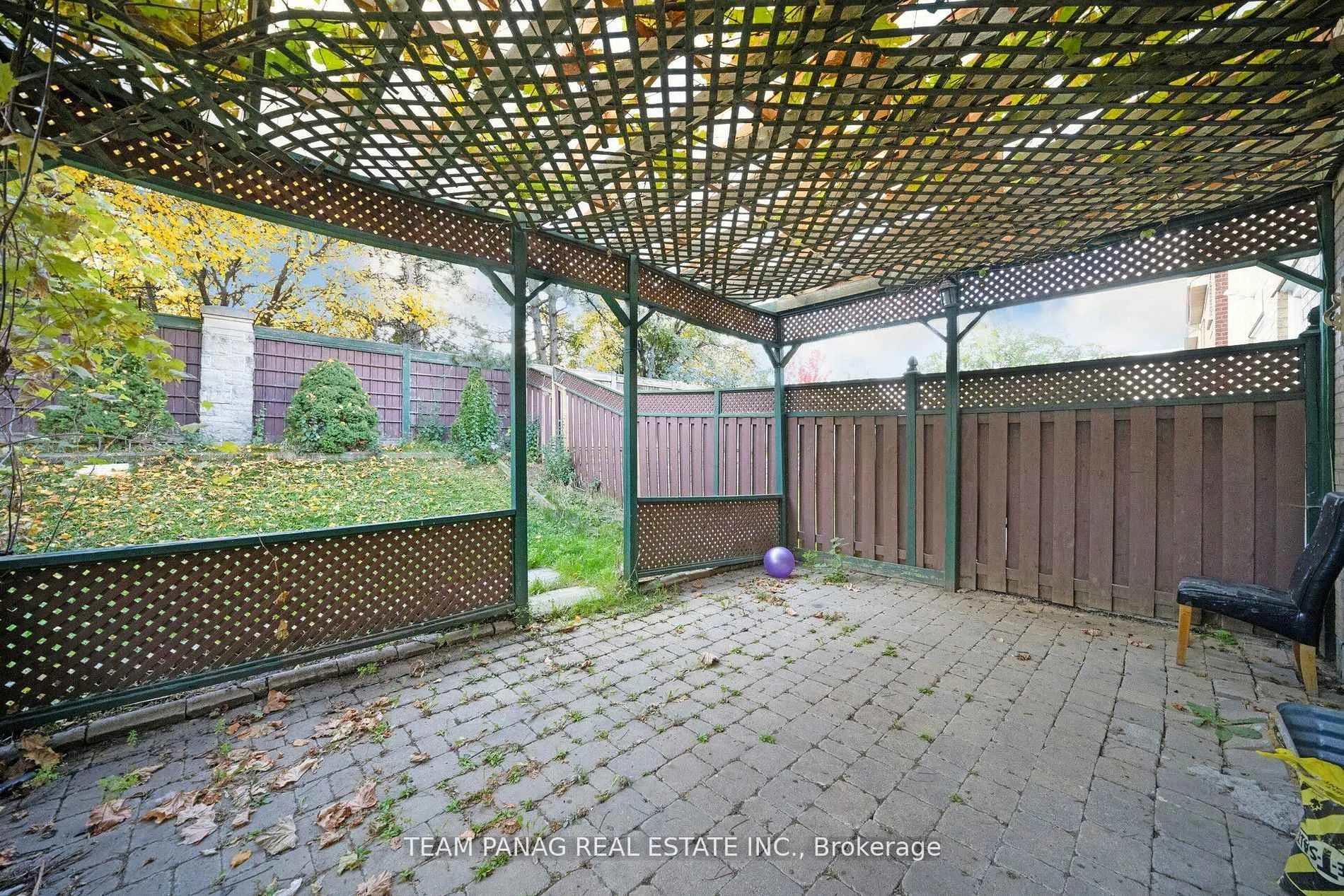 Photo 32 of 78 Fern Valley Crescent, Brampton, Sandringham-Wellington — HOMEH
