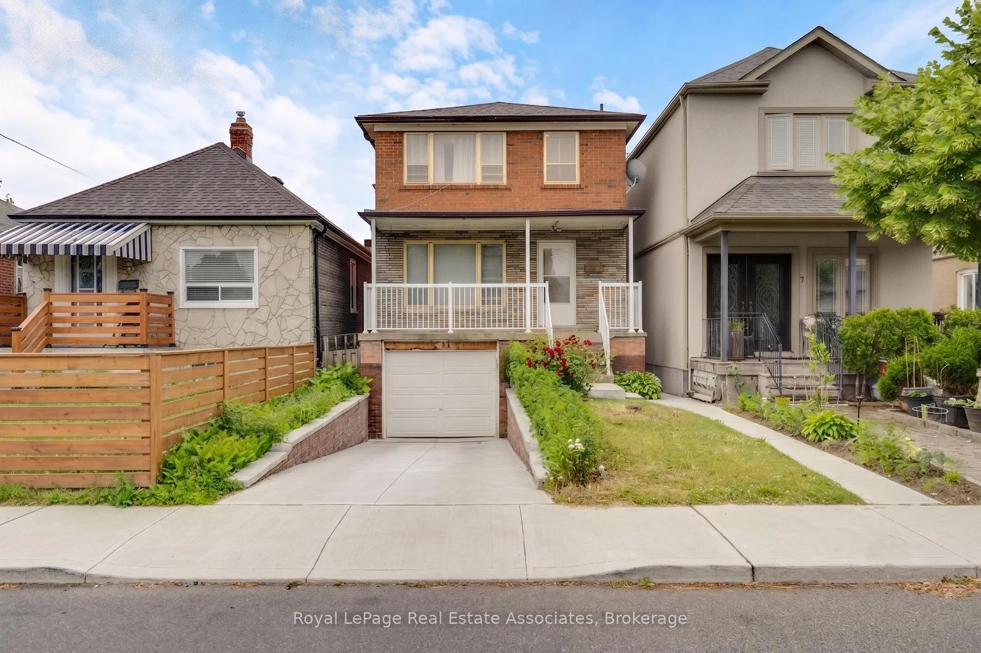 Front of 5 Homeview Avenue