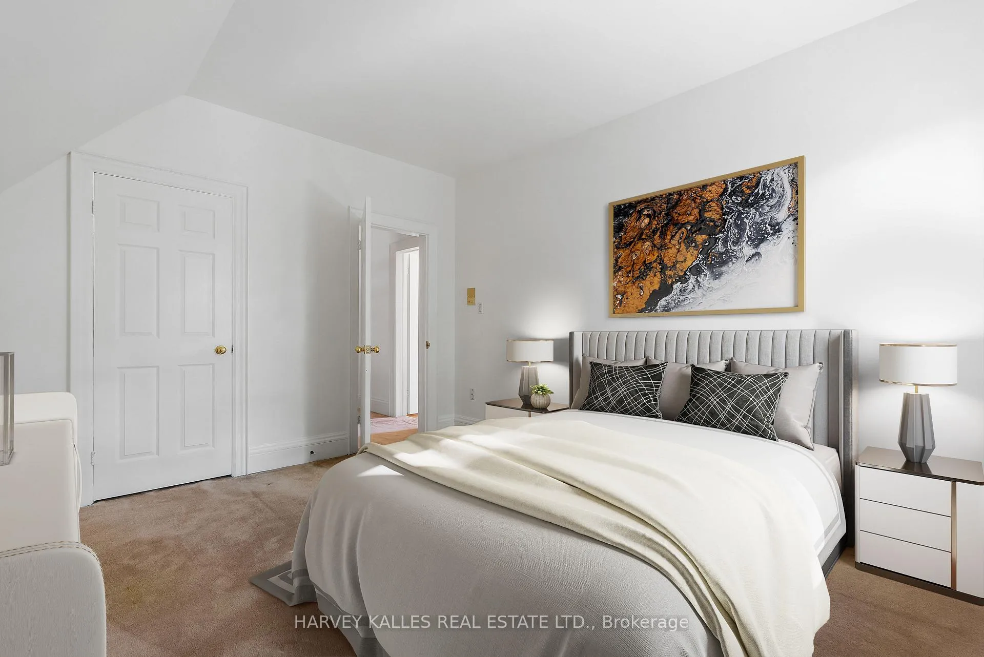 Photo 23 of 65 Elgin Avenue, Toronto, The Annex — HOMEH