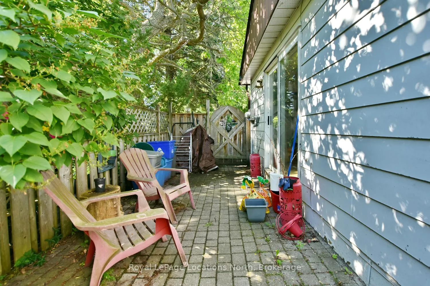 Photo 7 of 335 Fourth Street W, Collingwood — HOMEH