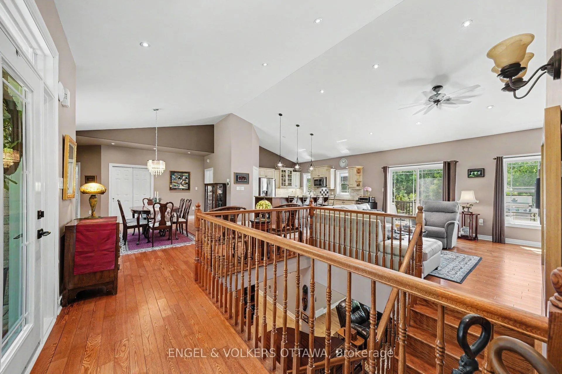 Photo 4 of 382 Craig Road, North Grenville, North Grenville Twp (Kemptville South) — HOMEH