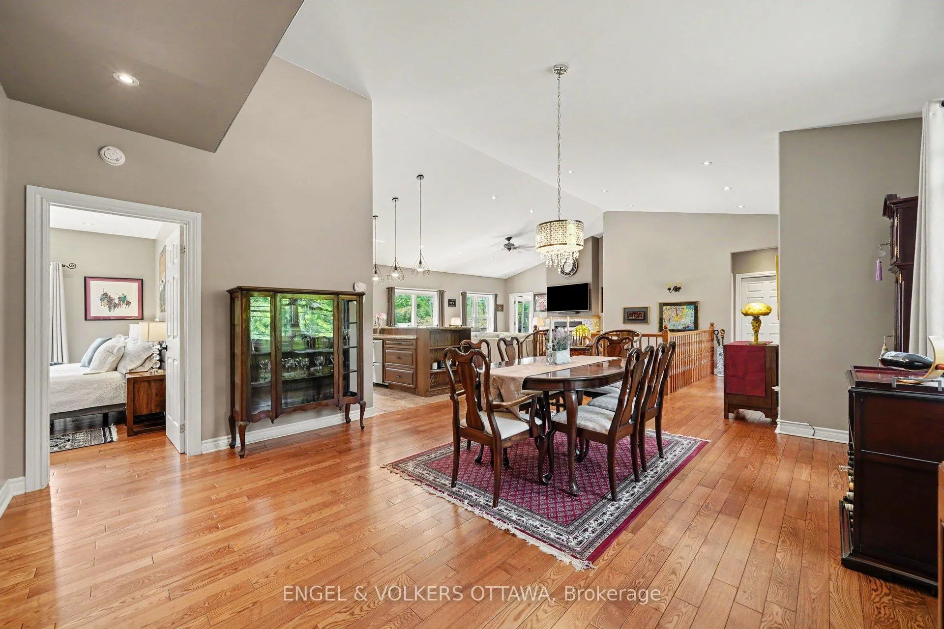 Photo 8 of 382 Craig Road, North Grenville, North Grenville Twp (Kemptville South) — HOMEH