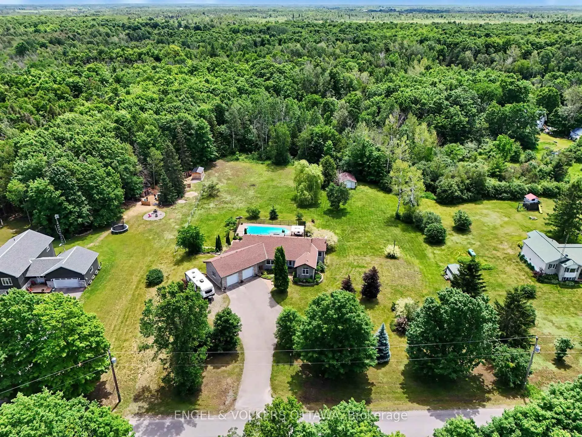 Photo 32 of 382 Craig Road, North Grenville, North Grenville Twp (Kemptville South) — HOMEH