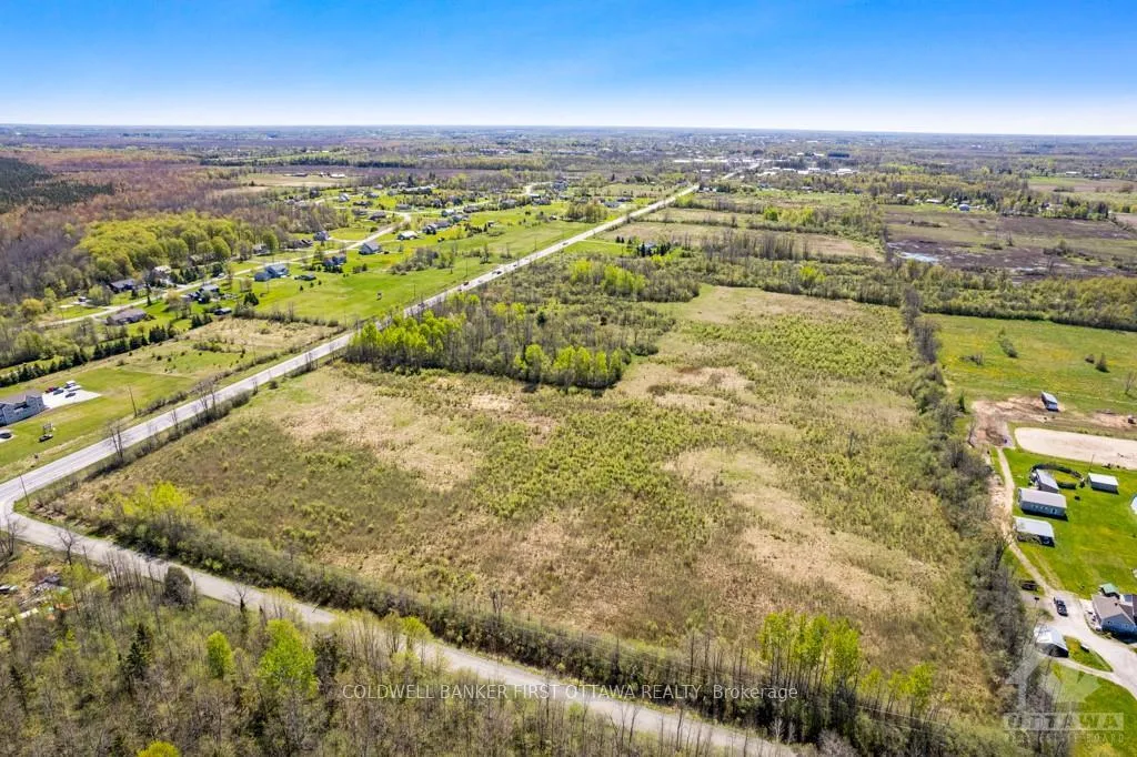 Photo 3 of 461A Highway 511, Tay Valley, Bathurst/Burgess & Sherbrooke (Bathurst) Twp — HOMEH