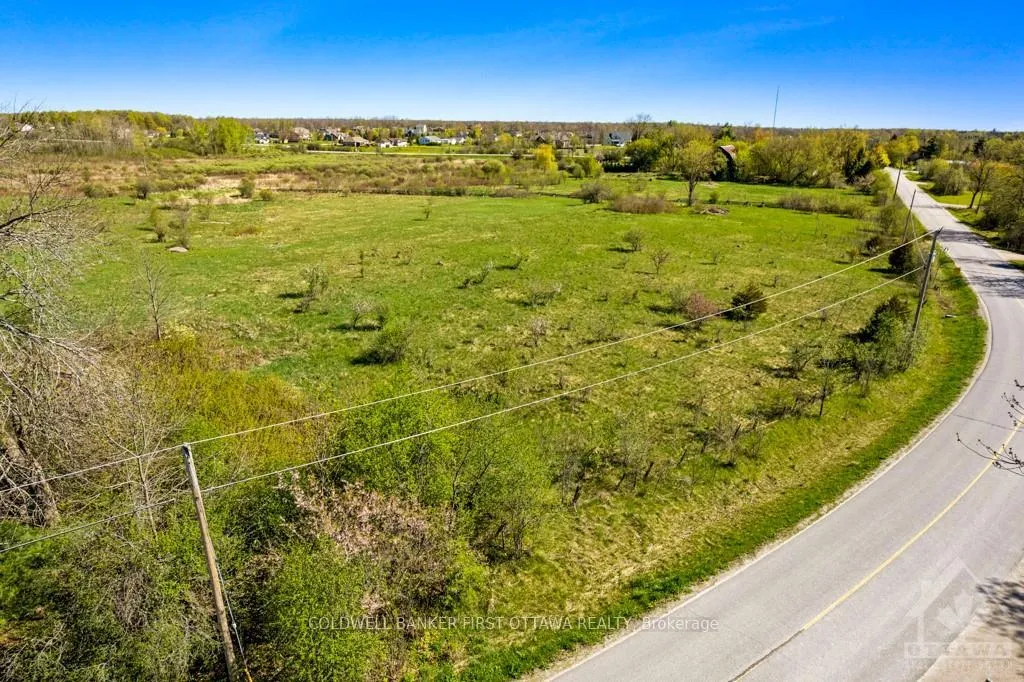 Photo 4 of 461A Highway 511, Tay Valley, Bathurst/Burgess & Sherbrooke (Bathurst) Twp — HOMEH