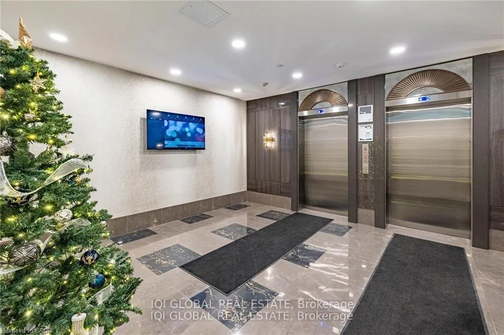Photo 4 of Unit 512, 73 Arthur Street, Guelph, St. Patrick's Ward — HOMEH