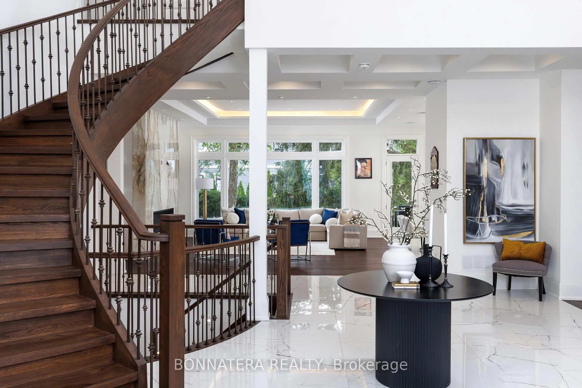 Photo 6 of 1042 Bridge Road, Oakville, West — HOMEH