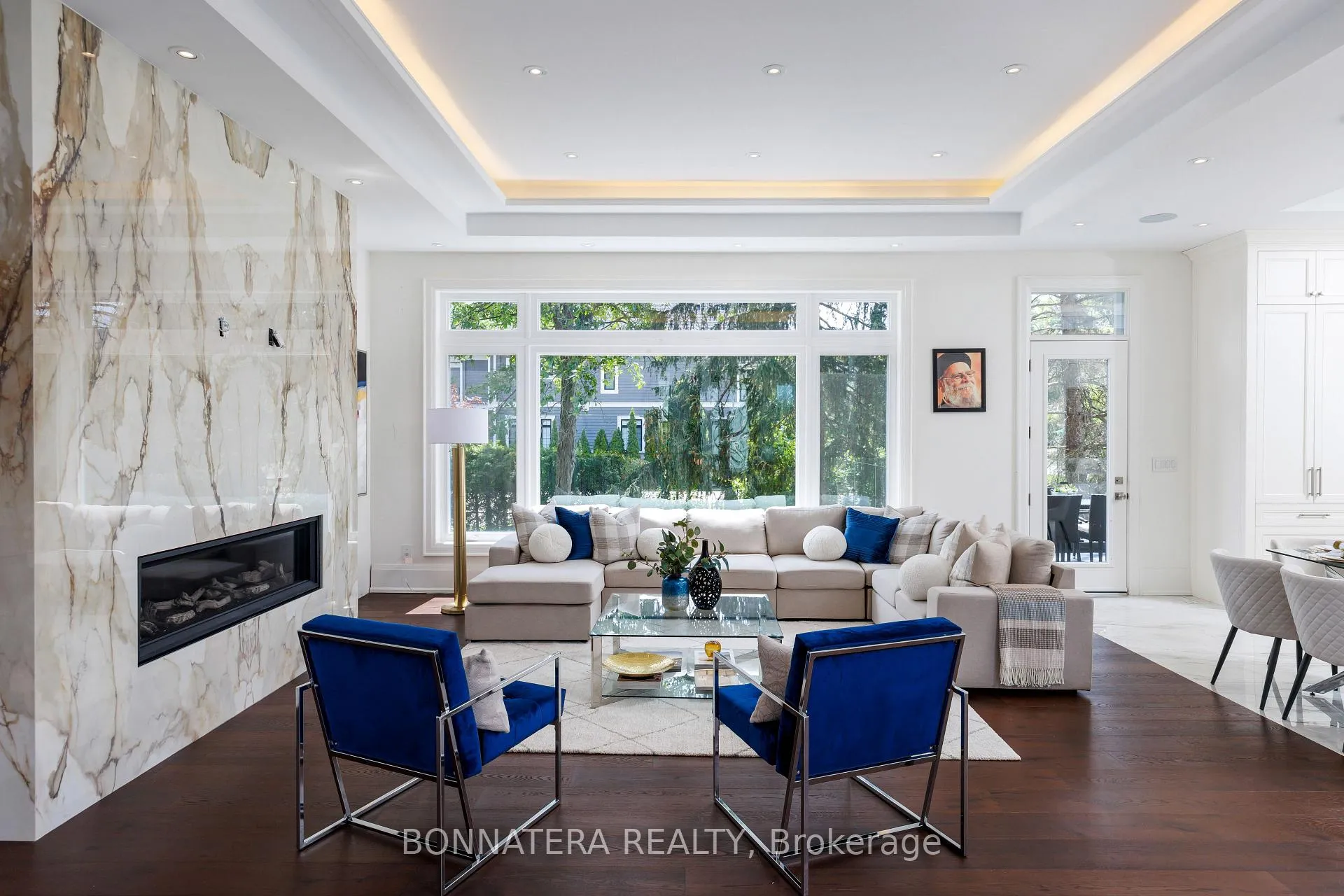 Photo 10 of 1042 Bridge Road, Oakville, West — HOMEH
