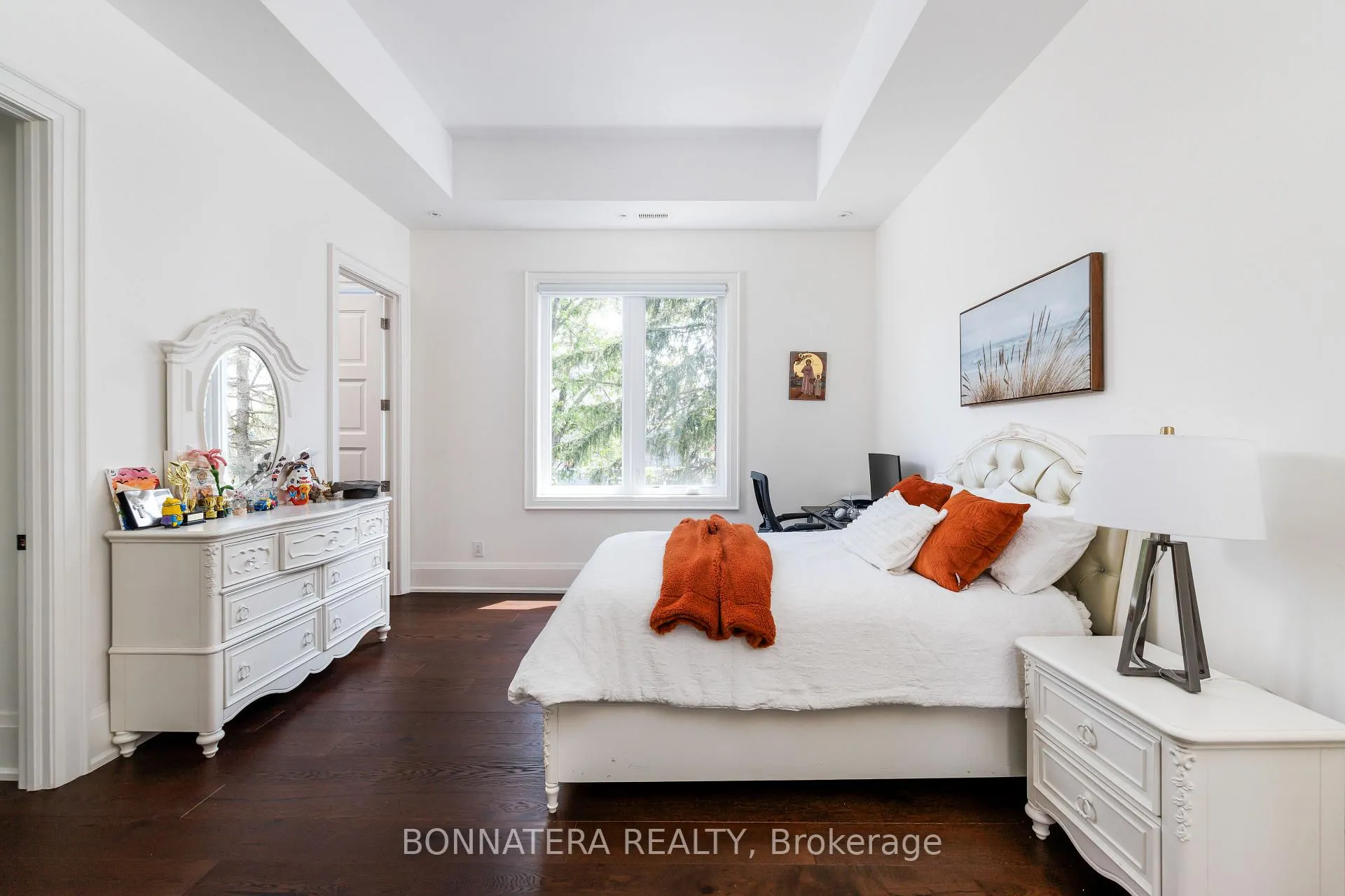Photo 32 of 1042 Bridge Road, Oakville, West — HOMEH