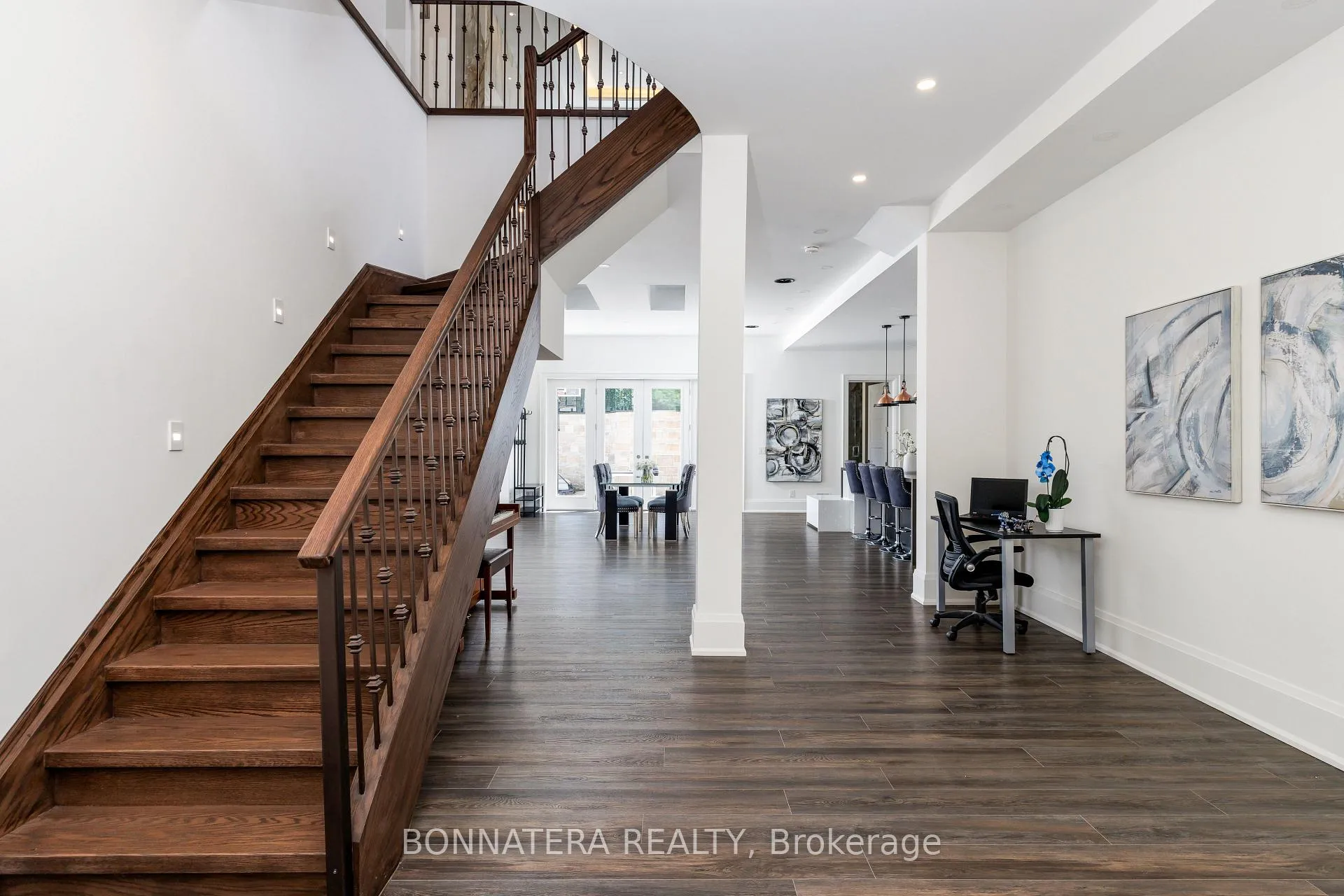 Photo 39 of 1042 Bridge Road, Oakville, West — HOMEH