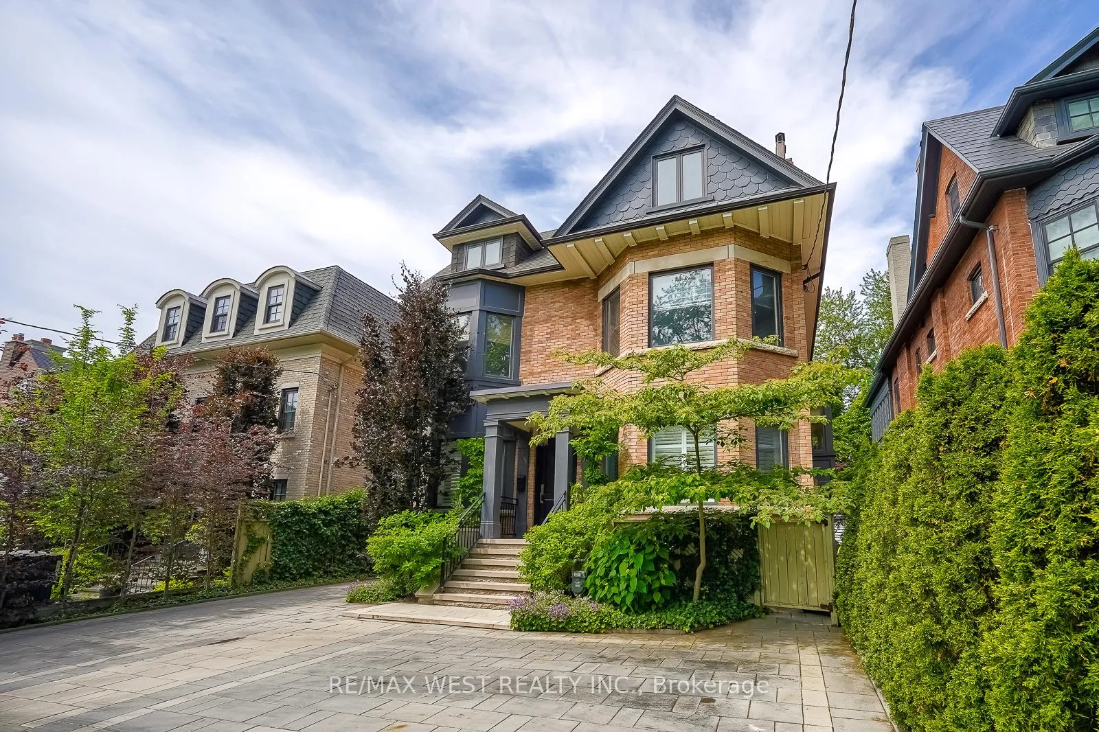 Photo 4 of 70 Forest Hill Road, Toronto, Casa Loma — HOMEH