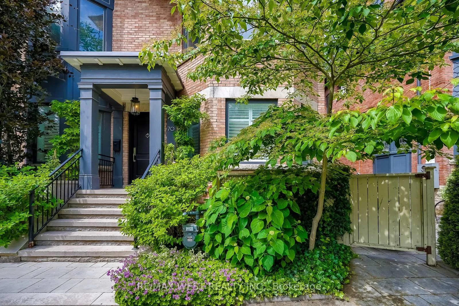 Photo 5 of 70 Forest Hill Road, Toronto, Casa Loma — HOMEH