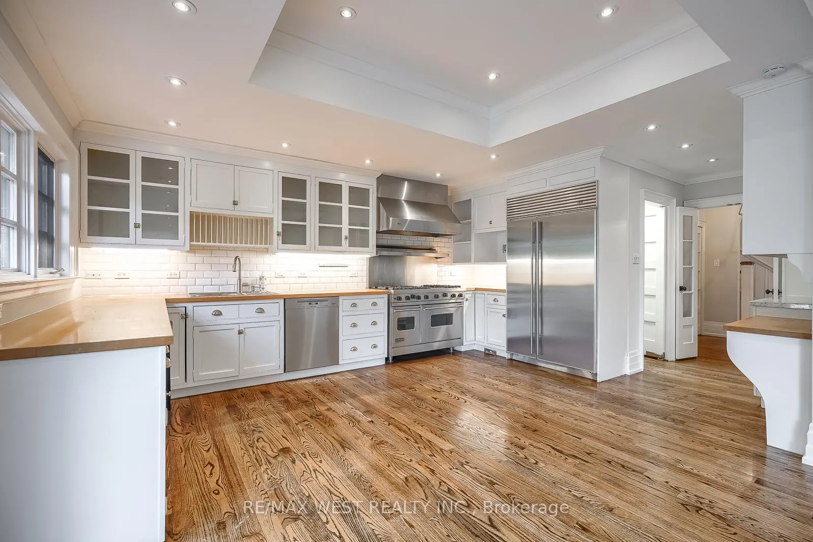 Photo 16 of 70 Forest Hill Road, Toronto, Casa Loma — HOMEH