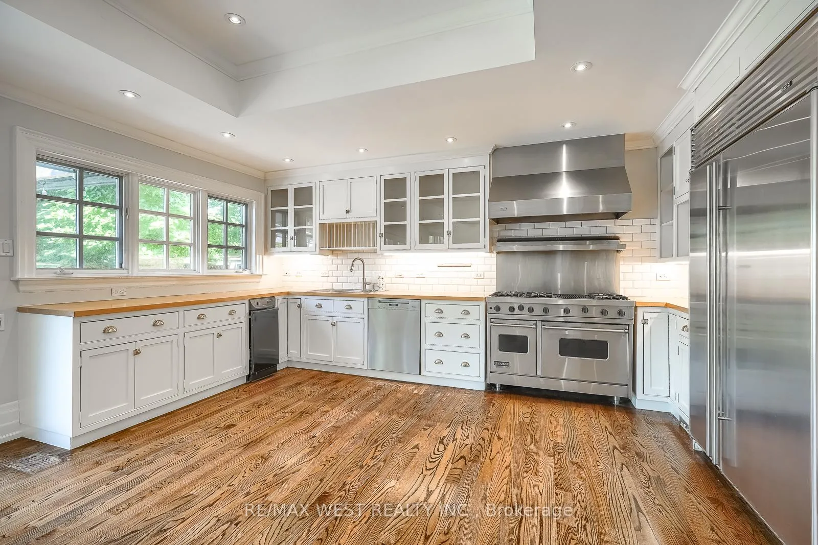Photo 18 of 70 Forest Hill Road, Toronto, Casa Loma — HOMEH