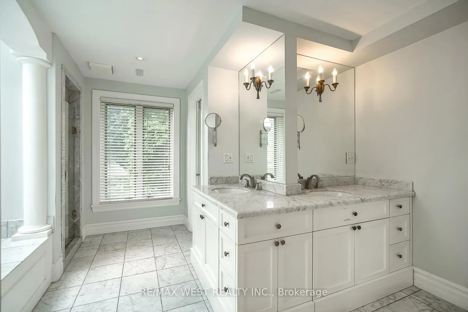 Photo 28 of 70 Forest Hill Road, Toronto, Casa Loma — HOMEH