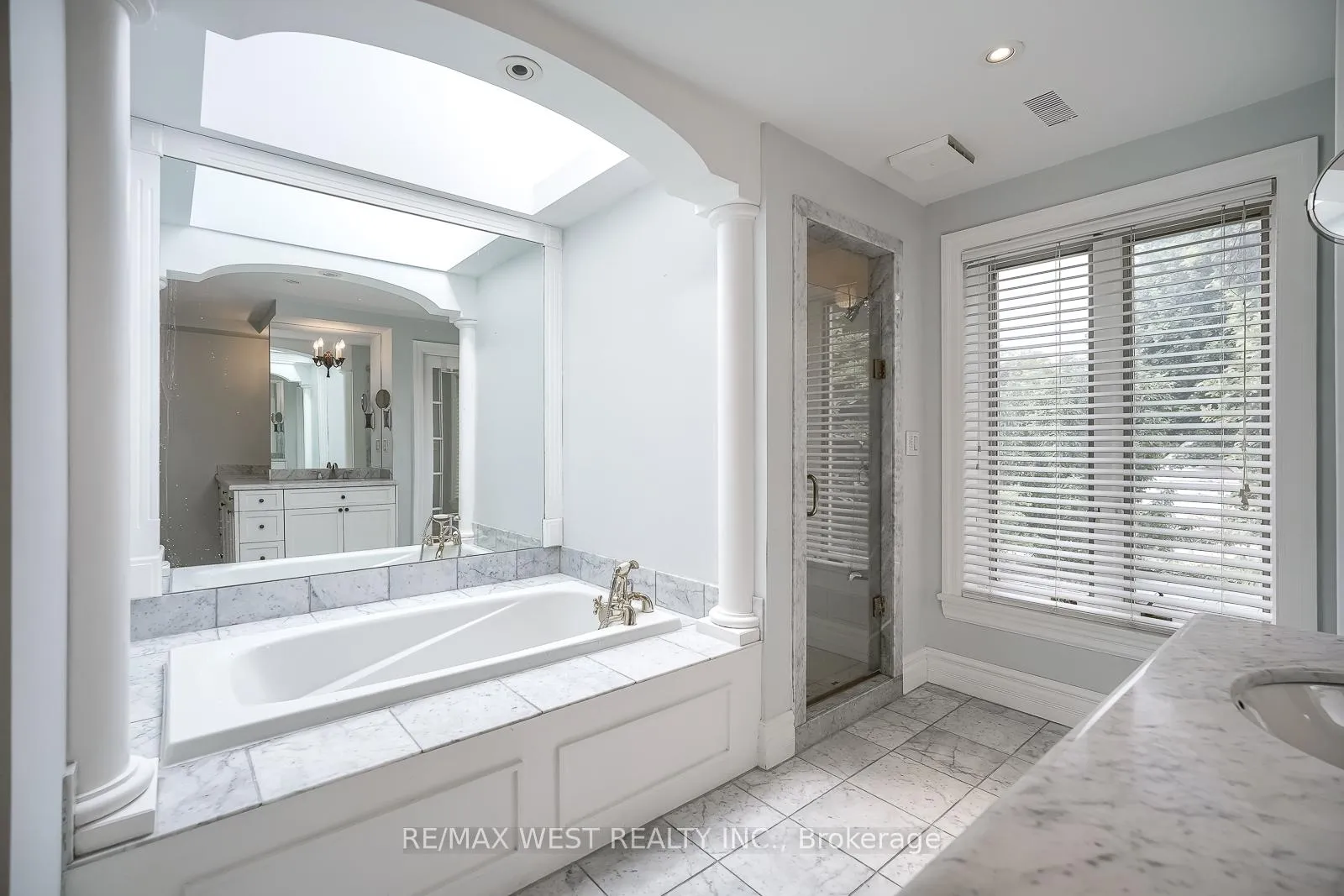 Photo 29 of 70 Forest Hill Road, Toronto, Casa Loma — HOMEH