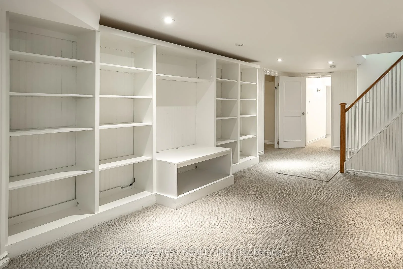 Photo 35 of 70 Forest Hill Road, Toronto, Casa Loma — HOMEH