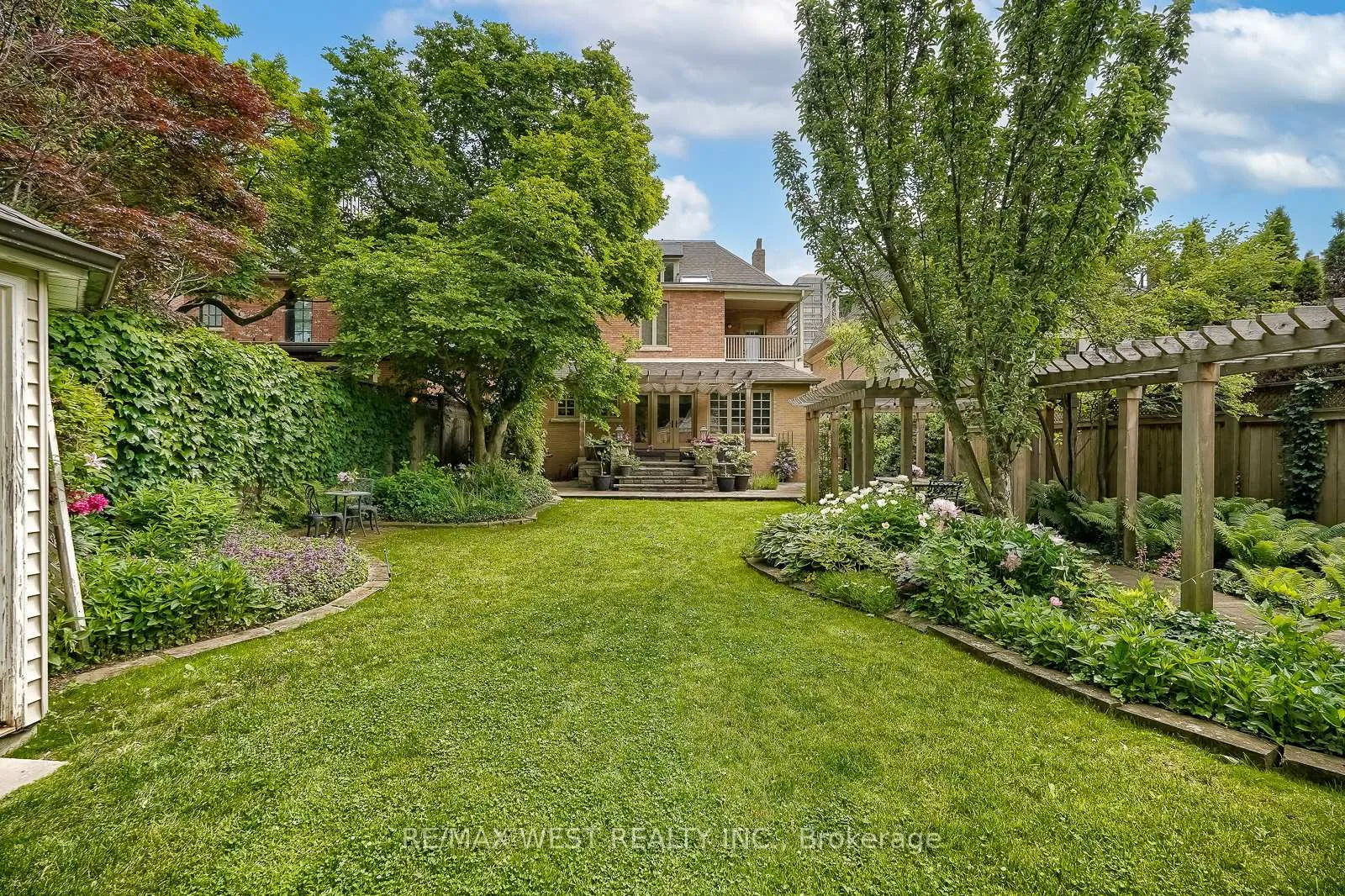 Photo 46 of 70 Forest Hill Road, Toronto, Casa Loma — HOMEH