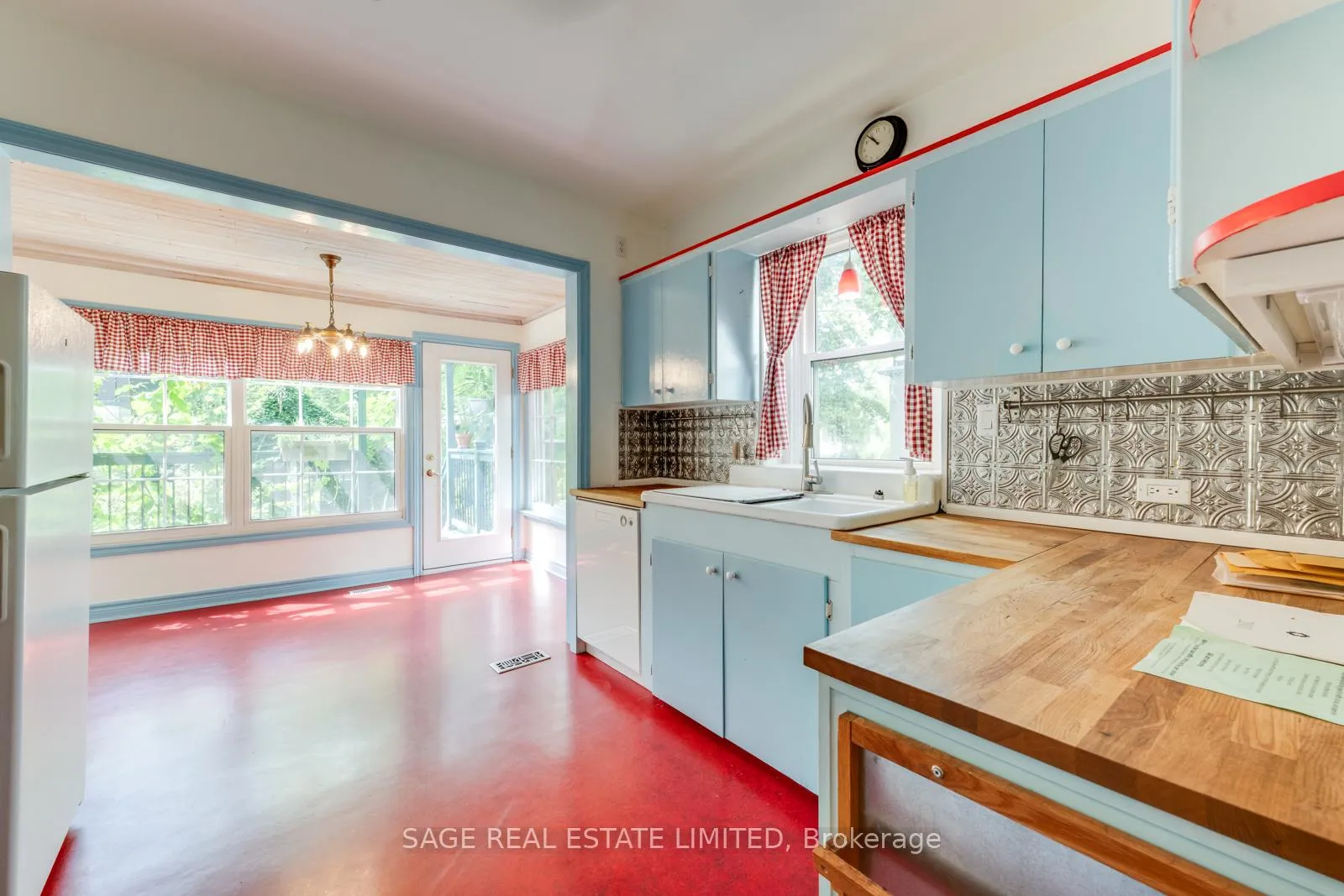 Photo 14 of 25 Helena Avenue, Toronto, Wychwood — HOMEH