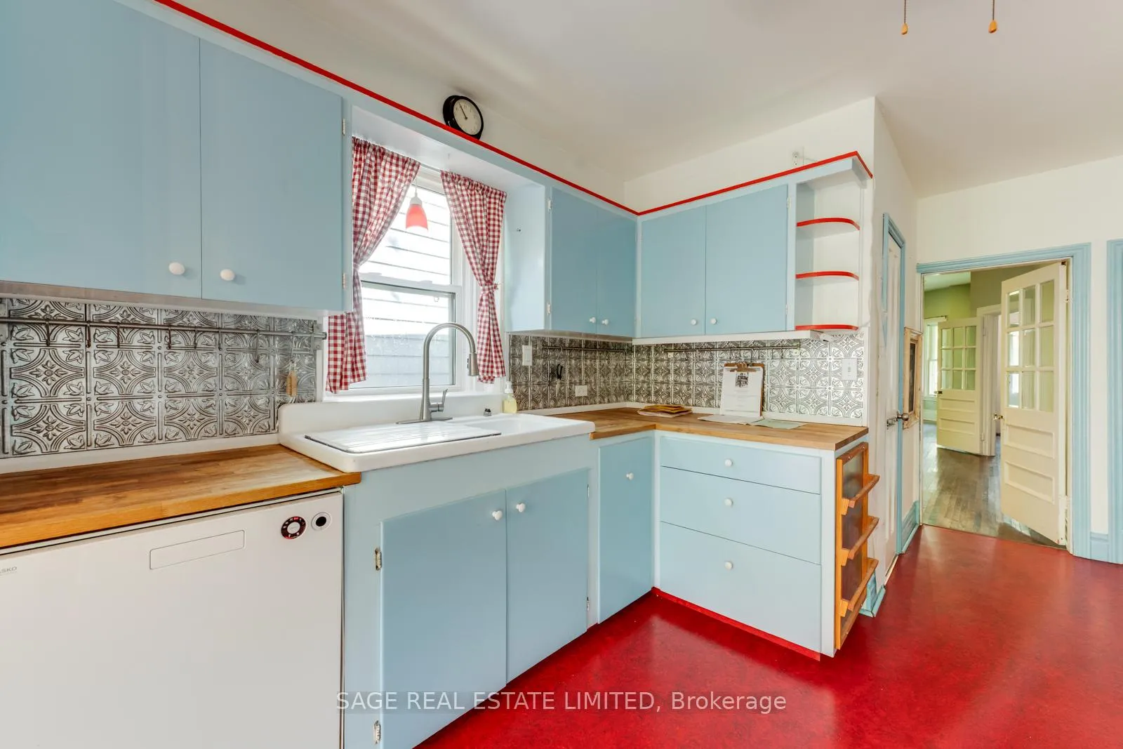 Photo 15 of 25 Helena Avenue, Toronto, Wychwood — HOMEH